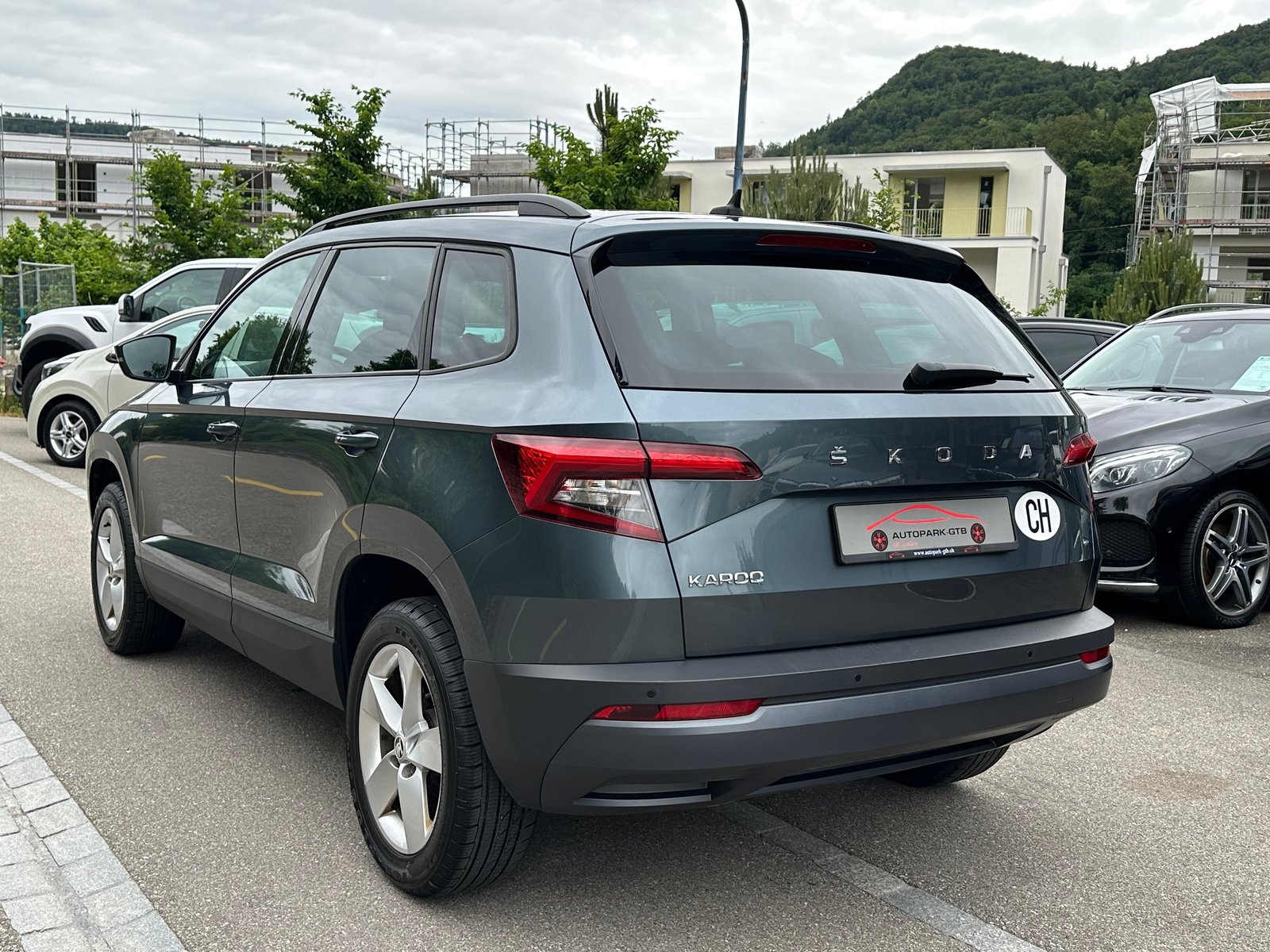 SKODA Karoq 1.5 TSI ACT Ambition DSG, Benzin, Occasion / Gebraucht, Automatik - 7