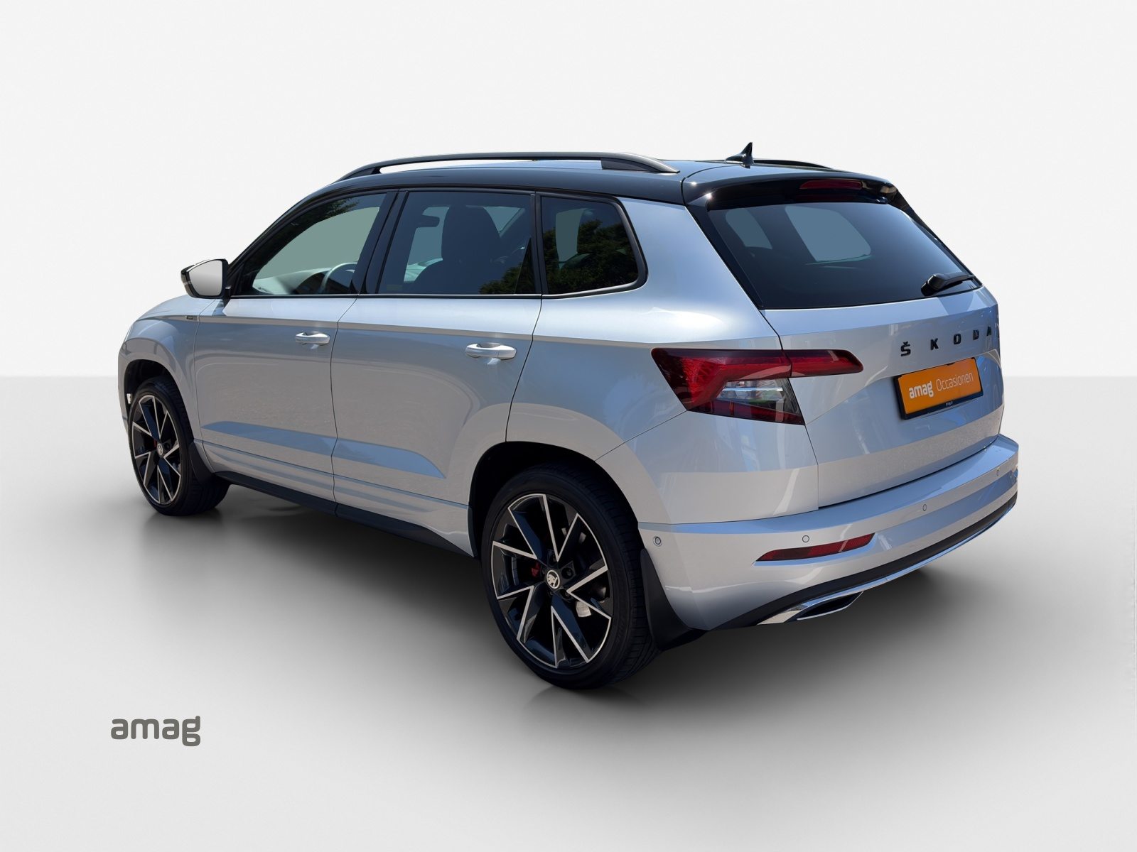 SKODA KAROQ SportLine, Petrol, Second hand / Used, Automatic - 3
