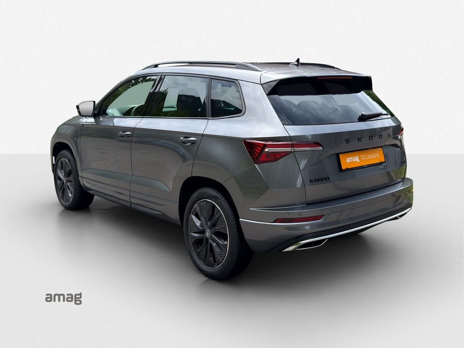 SKODA Karoq Sportline, Benzin, Occasion / Gebraucht, Automatik - 3