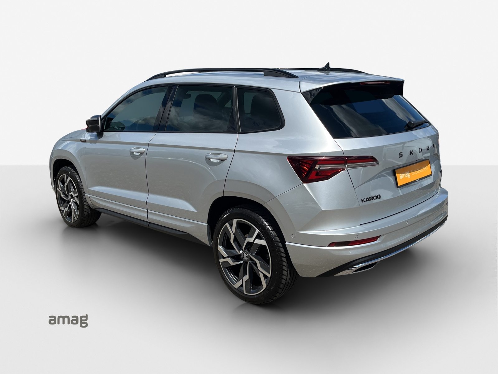 SKODA Karoq Sportline, Petrol, Second hand / Used, Automatic - 3
