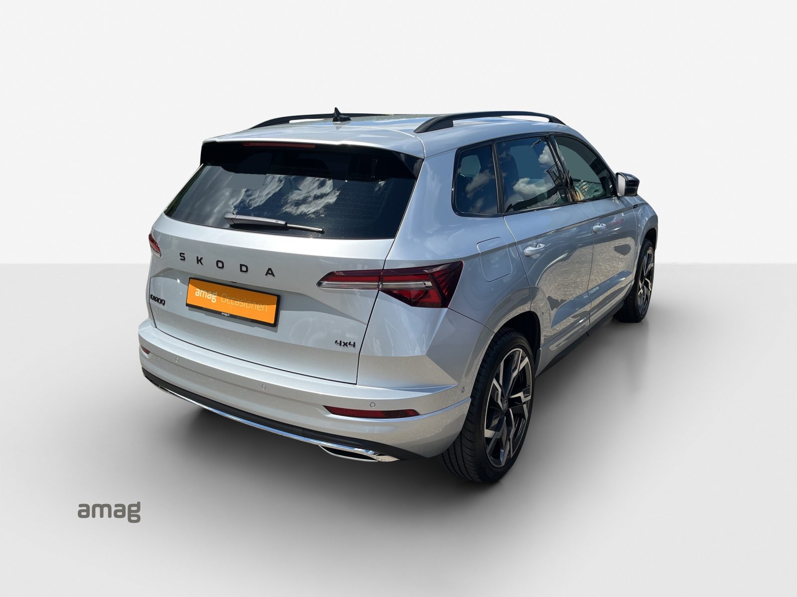 SKODA Karoq Sportline, Petrol, Second hand / Used, Automatic - 5