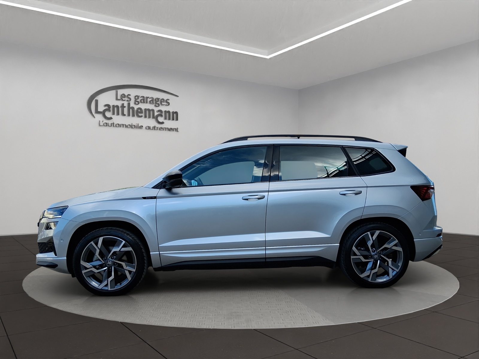 SKODA Karoq Sportline, Benzina, Occasioni / Usate, Automatico - 2