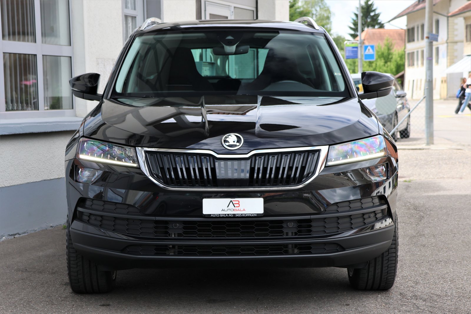 SKODA Karoq 2.0 TDI CR Style 4x4 DSG + 2.0T AHK, Diesel, Second hand / Used, Automatic - 2