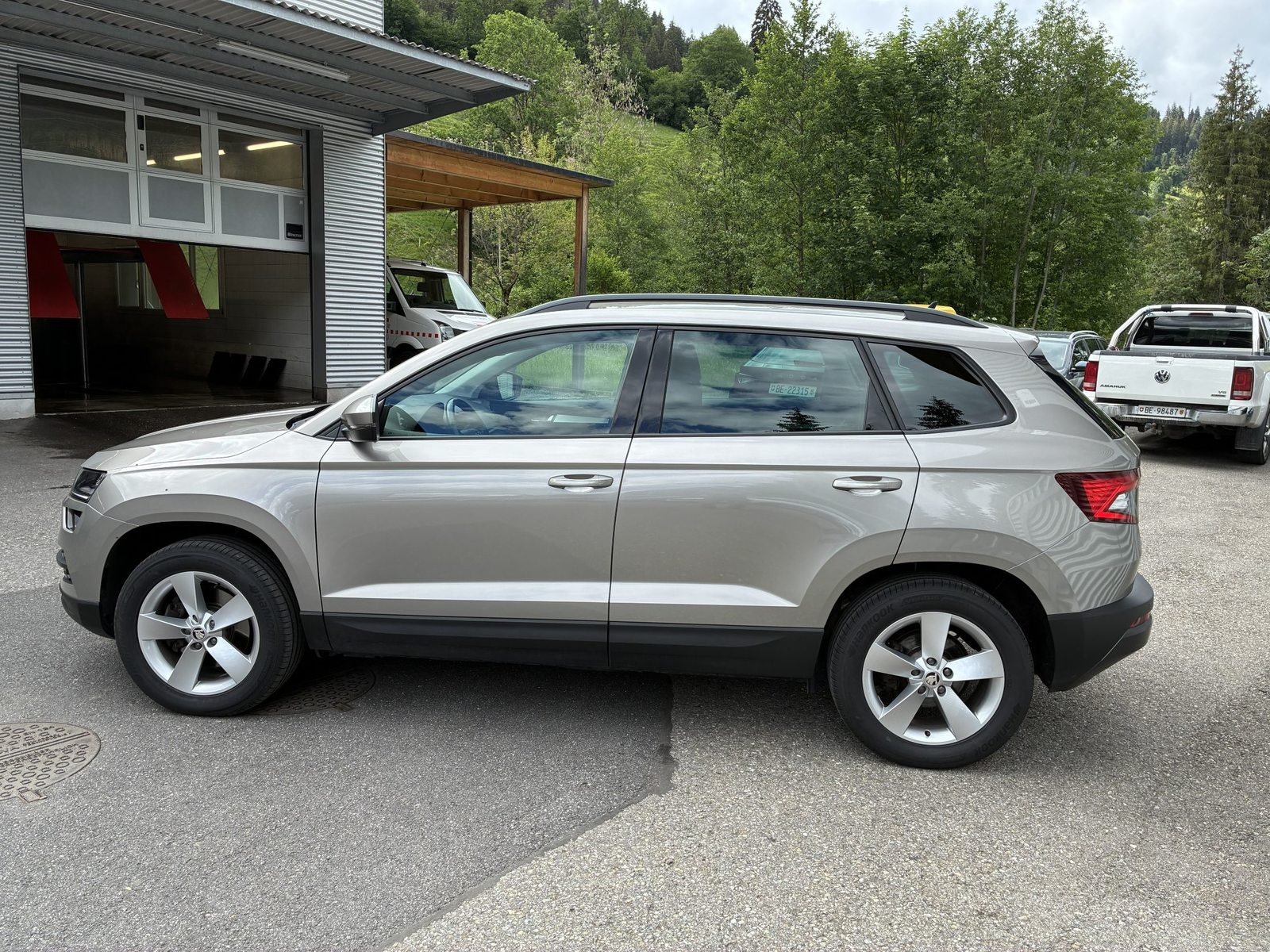 SKODA KAROQ AMBITION, Diesel, Occasioni / Usate, Automatico - 3
