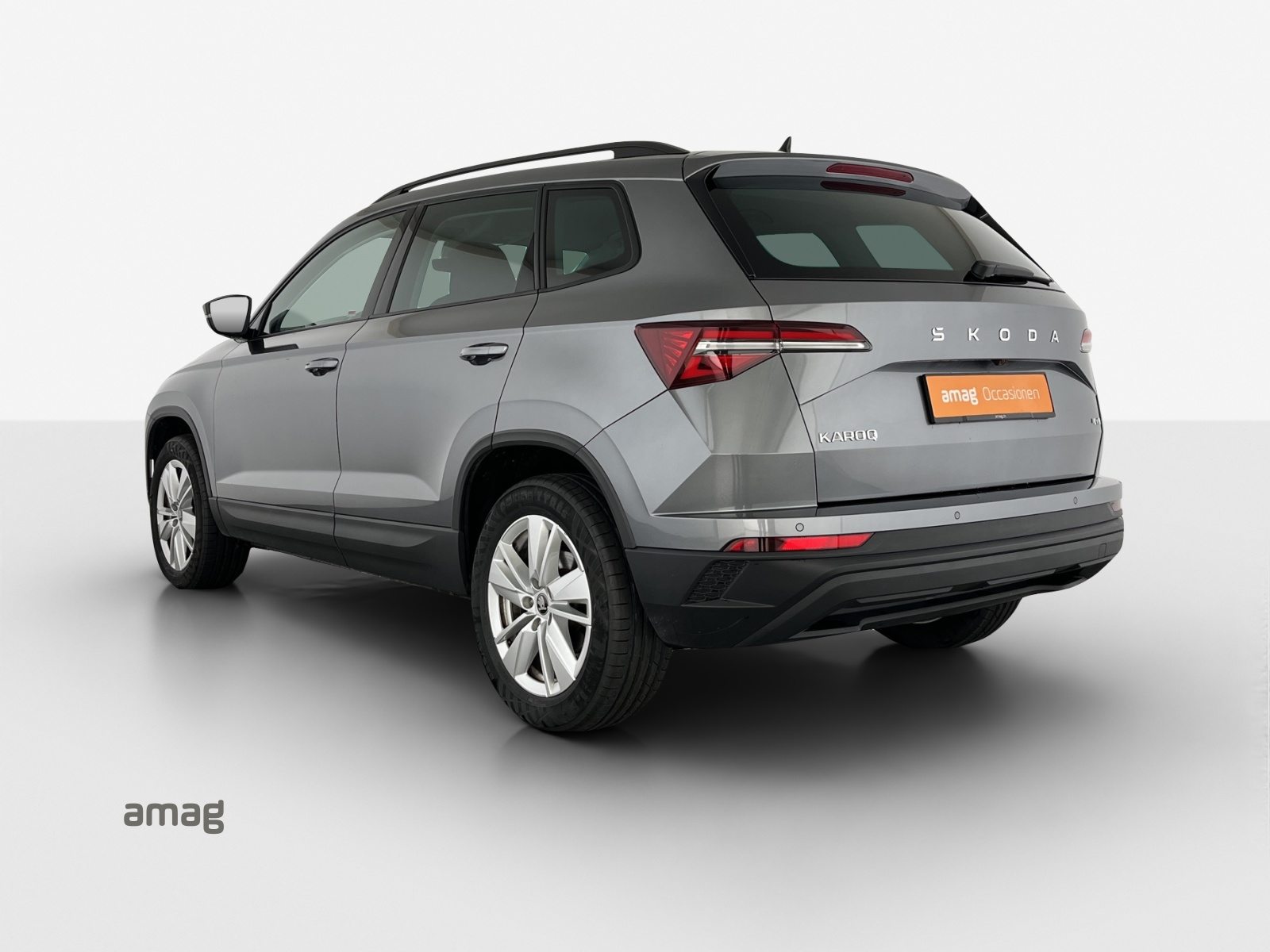 SKODA Karoq Selection, Diesel, Second hand / Used, Automatic - 3