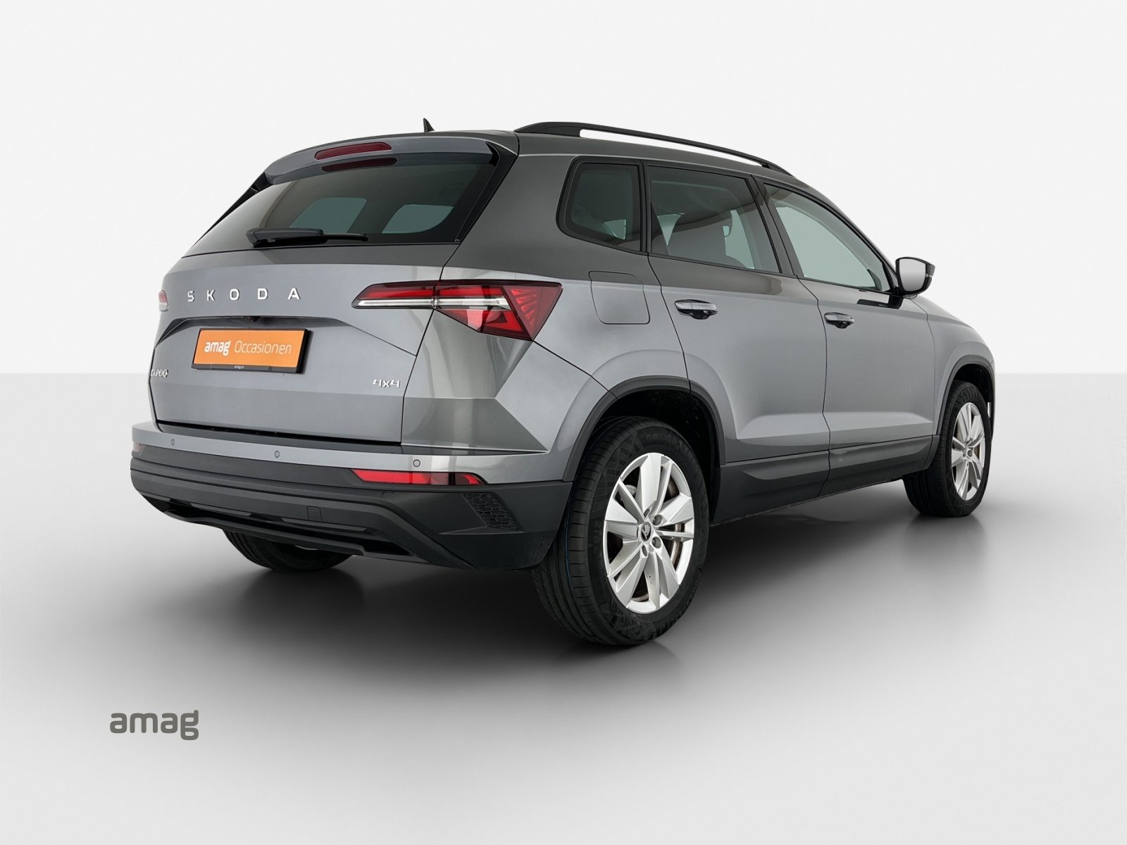 SKODA Karoq Selection, Diesel, Second hand / Used, Automatic - 5