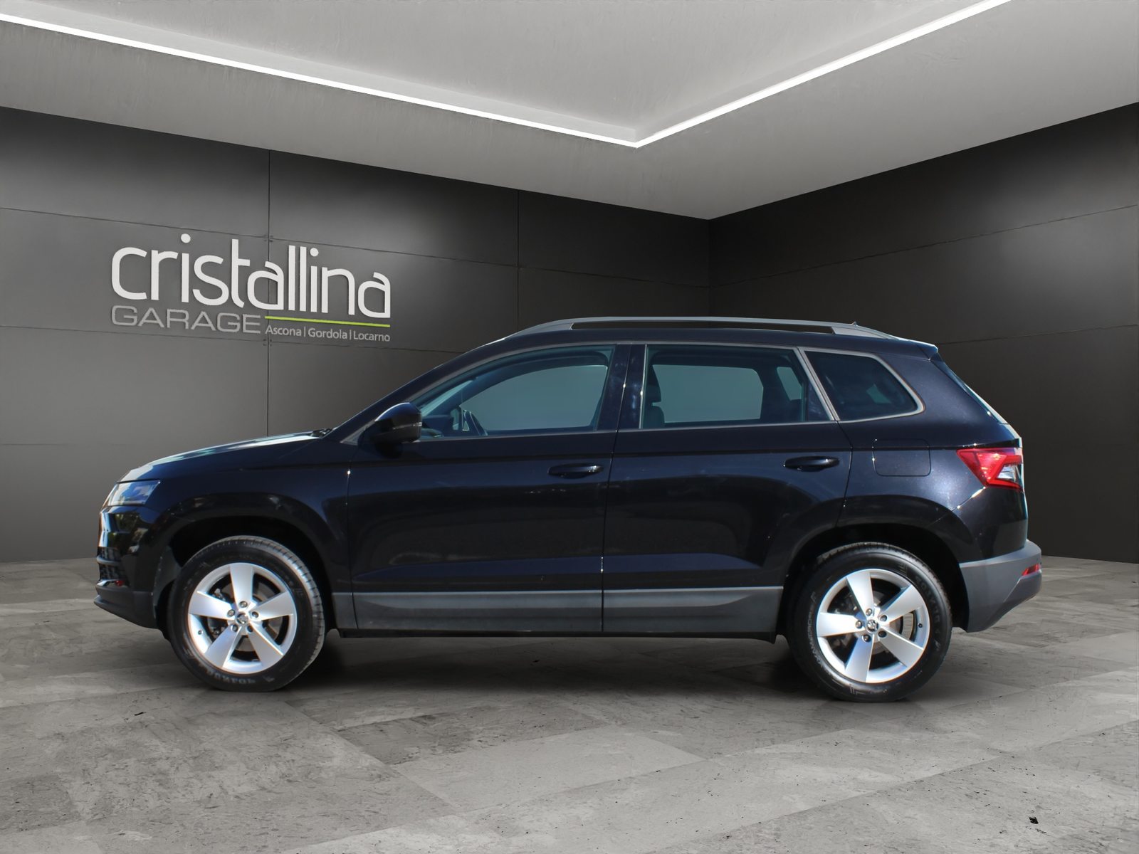 SKODA Karoq 2.0 TDI Ambition 4x4 DSG, Diesel, Occasion / Utilisé, Automatique - 2