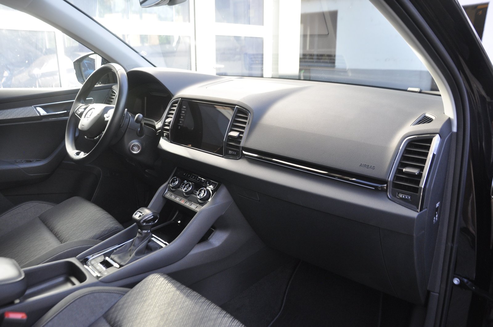 SKODA Karoq 2.0 TDI CR Style 4x4 DSG I Anhängerkupplung, Diesel, Occasion / Gebraucht, Automatik - 7