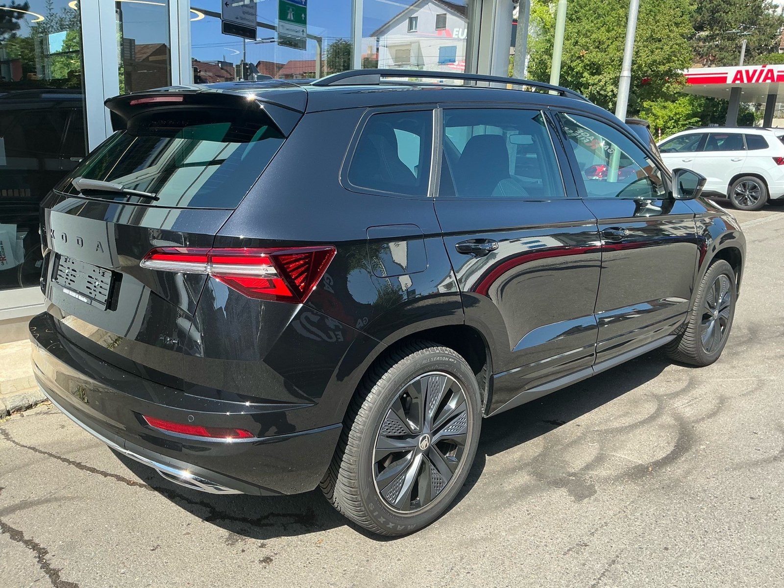 SKODA Karoq Sportline 4x4 *** PANORAMADACH ANHÄNGERKUPPLUN, Petrol, Second hand / Used, Automatic - 4