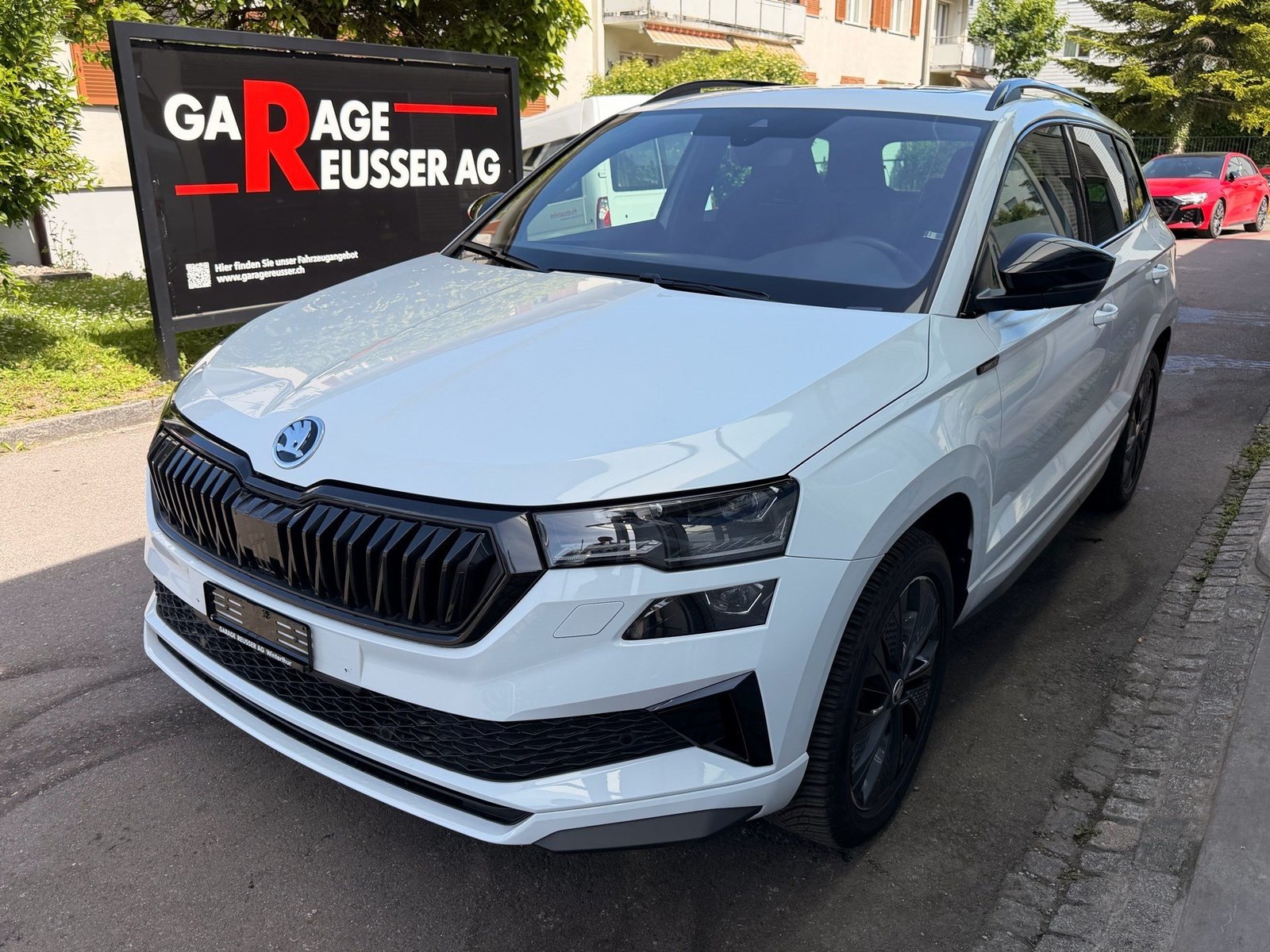 SKODA Karoq Sportline 4x4 *** PANORAMADACH VIELES MEHR ***
