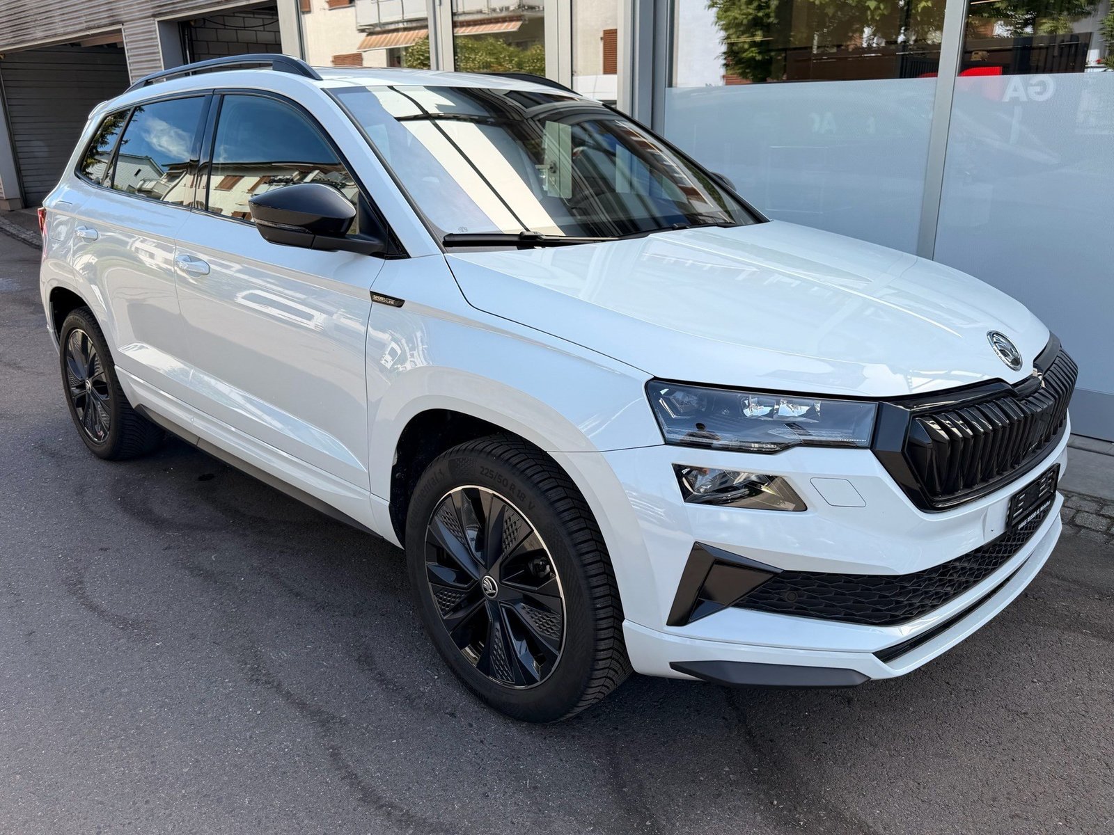 SKODA Karoq Sportline 4x4 *** PANORAMADACH VIELES MEHR ***, Petrol, Second hand / Used, Automatic - 3