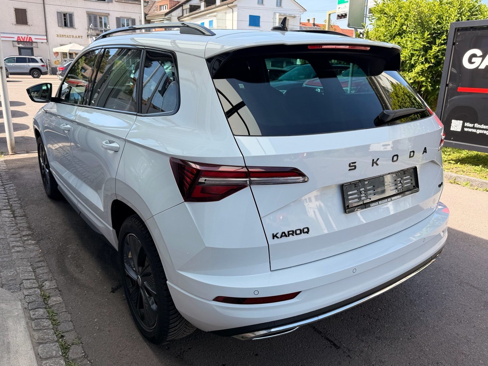 SKODA Karoq Sportline 4x4 *** PANORAMADACH VIELES MEHR ***, Petrol, Second hand / Used, Automatic - 6