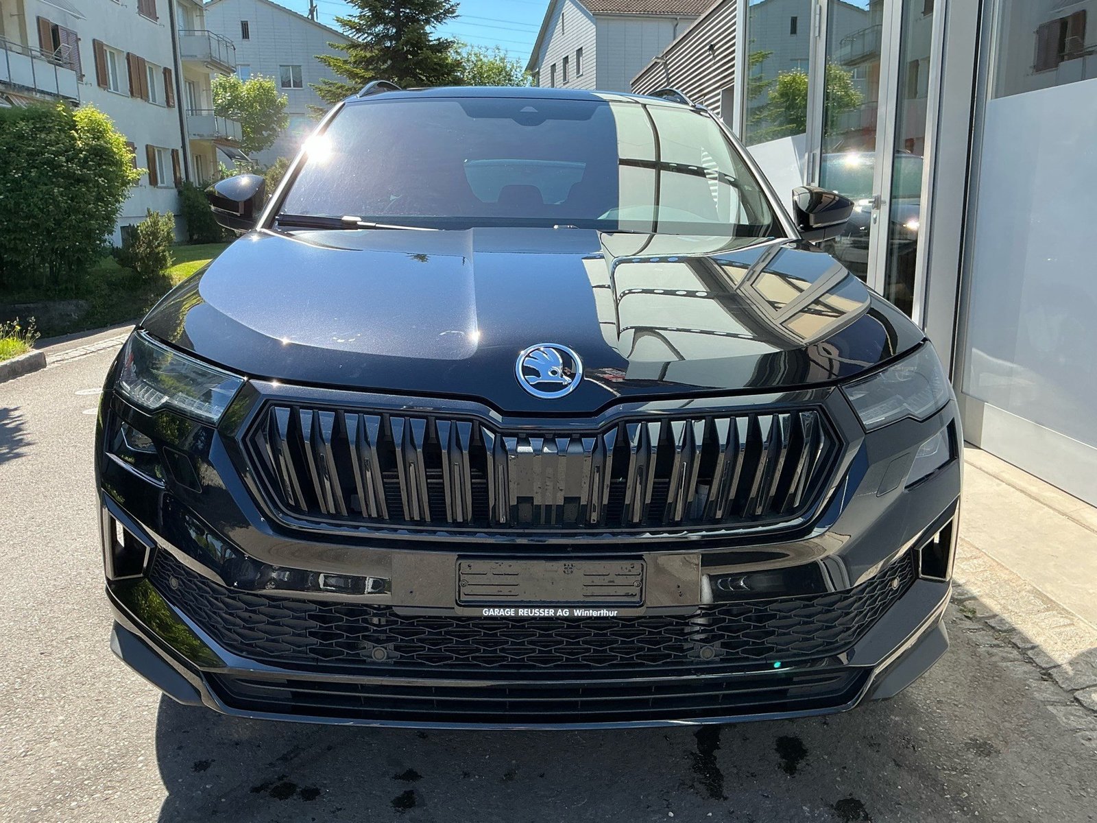 SKODA Karoq Sportline 4x4 *** PANORAMADACH VIELES MEHR ***, Petrol, Second hand / Used, Automatic - 2