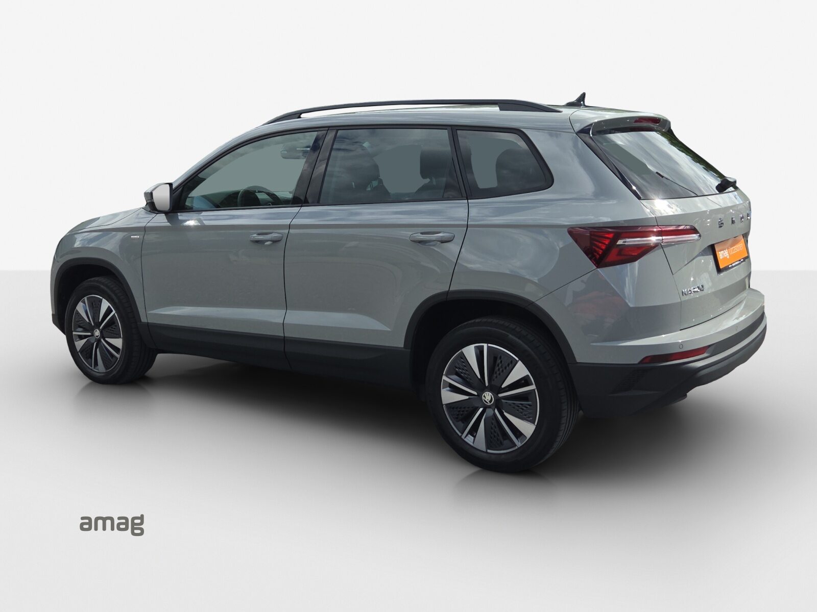 SKODA Karoq Tour (Netto), Petrol, Second hand / Used, Manual - 3