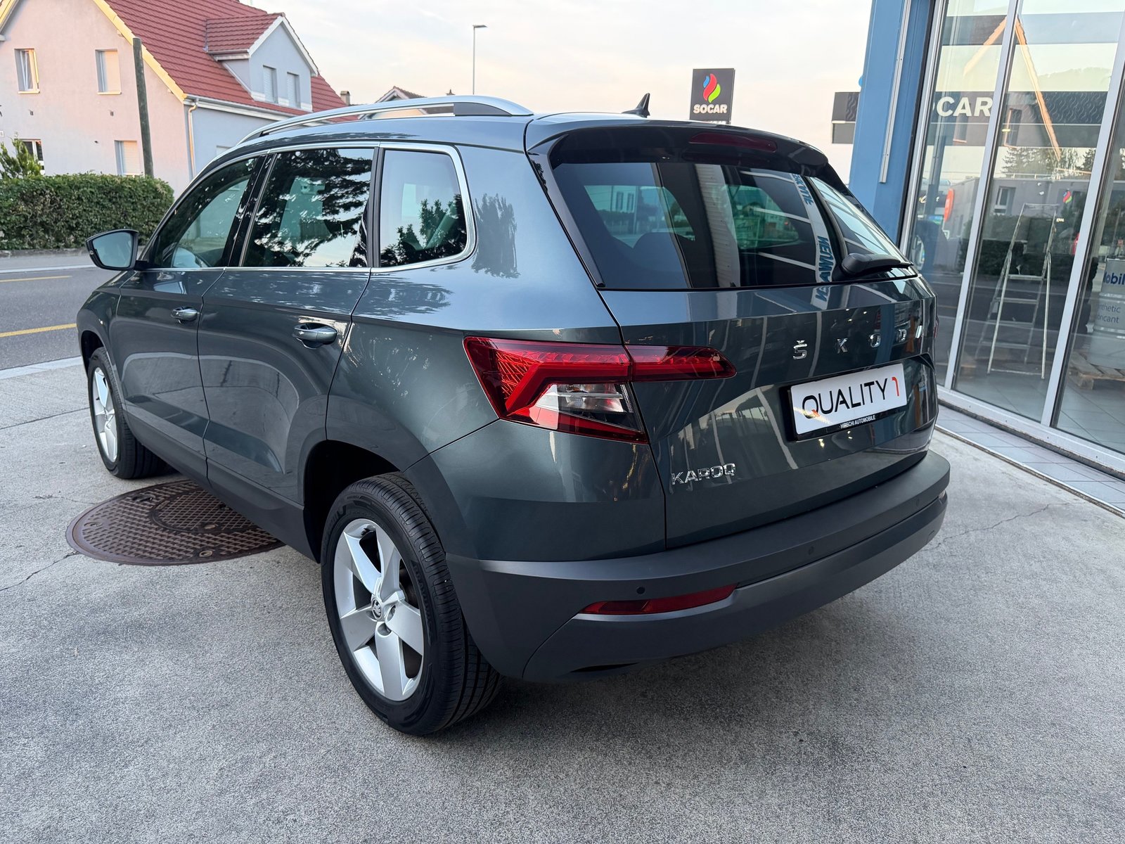 SKODA Karoq 1.5 TSI ACT Style DSG, Petrol, Second hand / Used, Automatic - 4