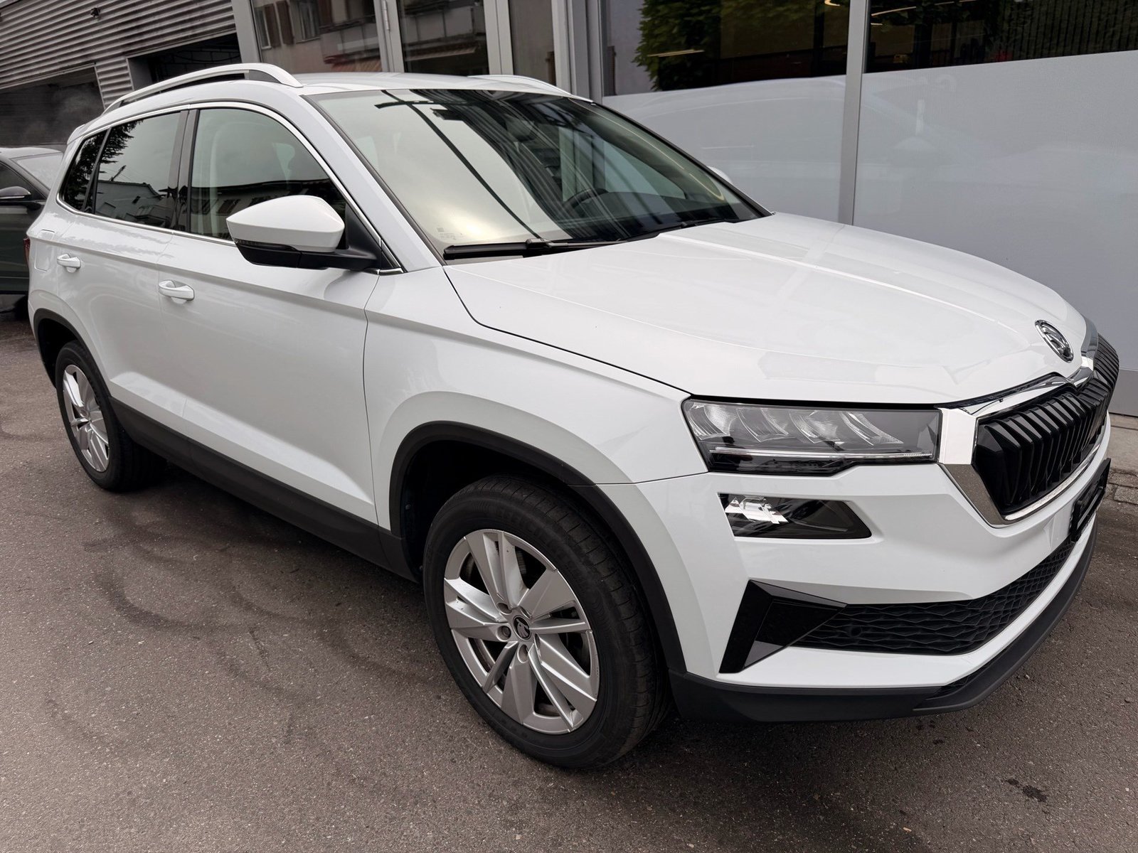 SKODA Karoq Selection *** ACC RÜCKFAHRKAMERA ***, Benzin, Occasion / Gebraucht, Automatik - 3
