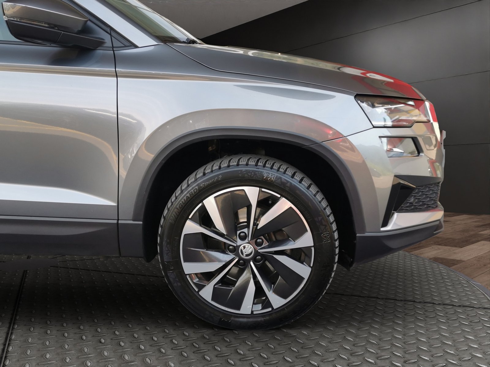 SKODA Karoq 2.0 TDI CR Style 4x4 DSG, Diesel, Occasion / Gebraucht, Automatik - 4