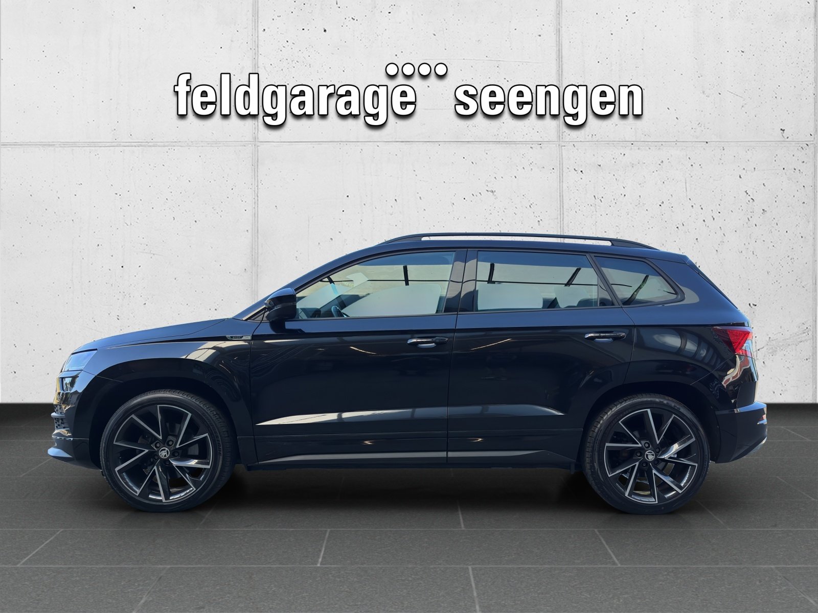 SKODA Karoq 2.0 TSI SportLine 4x4 DSG mit AHK Standheizung, Benzina, Occasioni / Usate, Automatico - 2