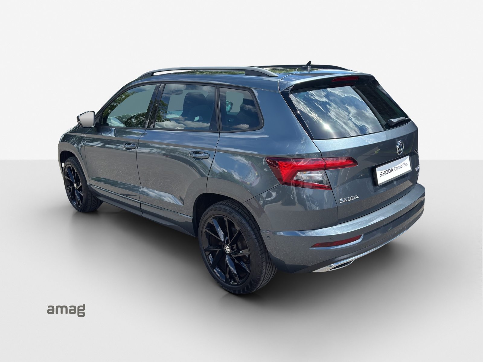 SKODA KAROQ SportLine, Benzin, Occasion / Gebraucht, Automatik - 3