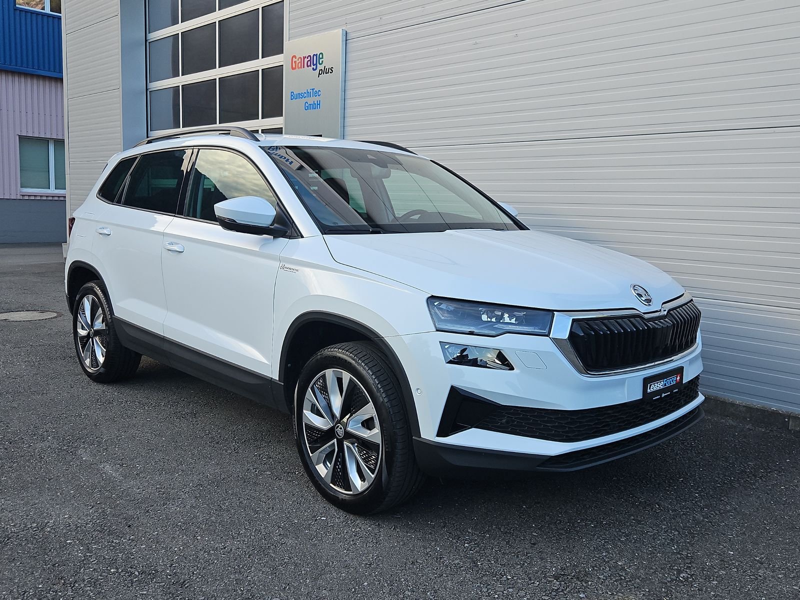SKODA Karoq 2.0 TDI Style 4x4 DSG, Diesel, Occasion / Utilisé, Automatique - 7