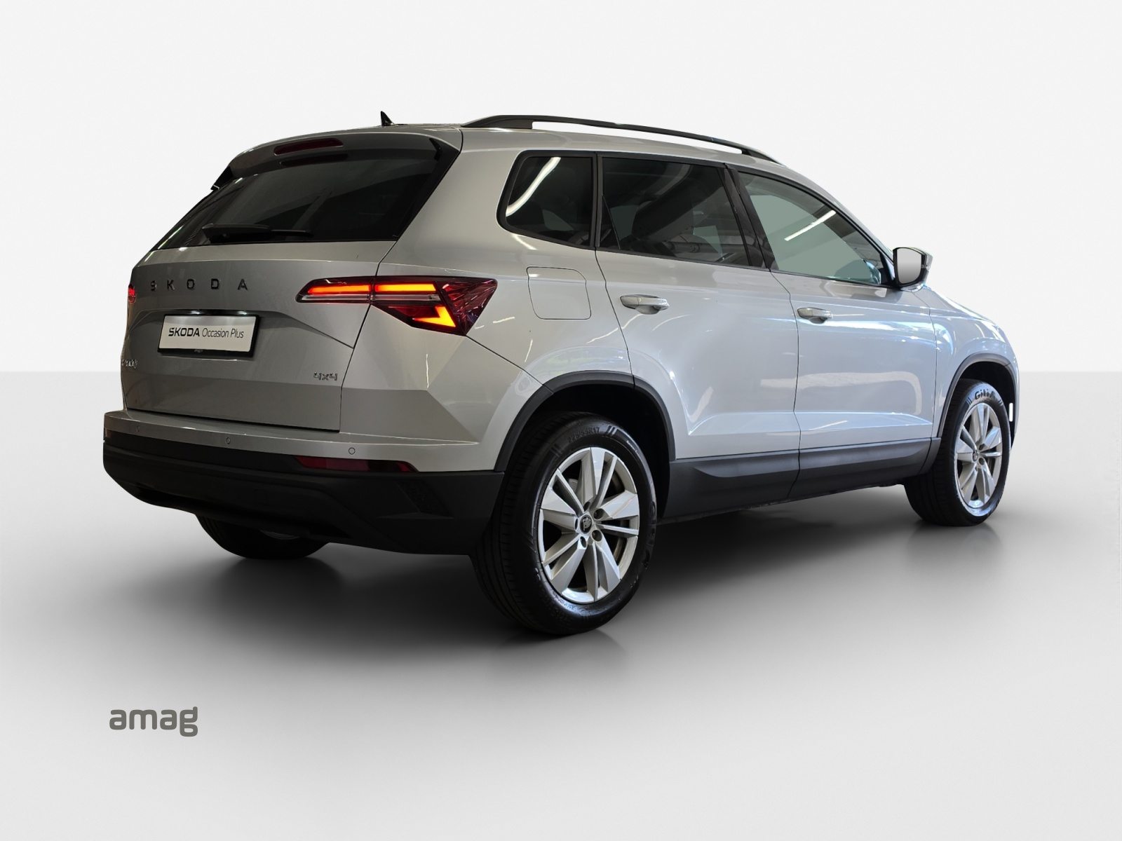 SKODA Karoq Selection, Diesel, Second hand / Used, Automatic - 5