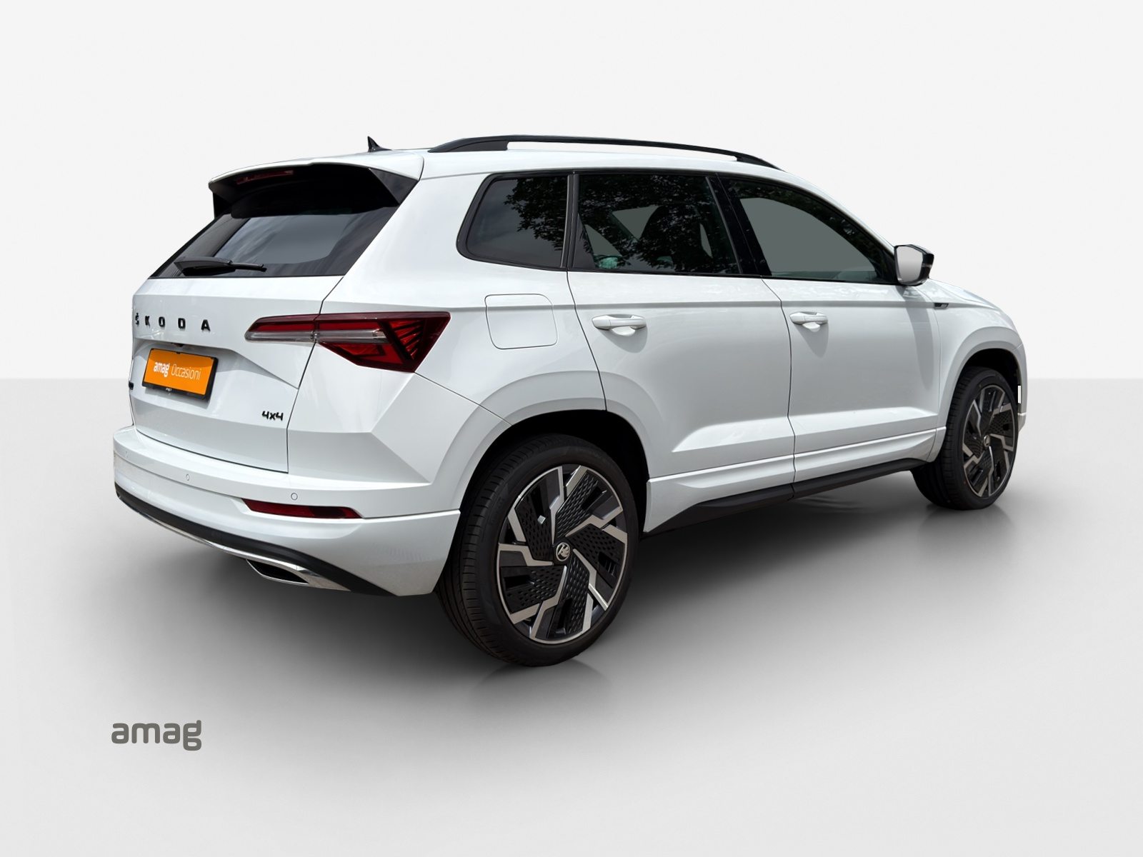 SKODA NEW KAROQ SportLine, Diesel, Second hand / Used, Automatic - 5