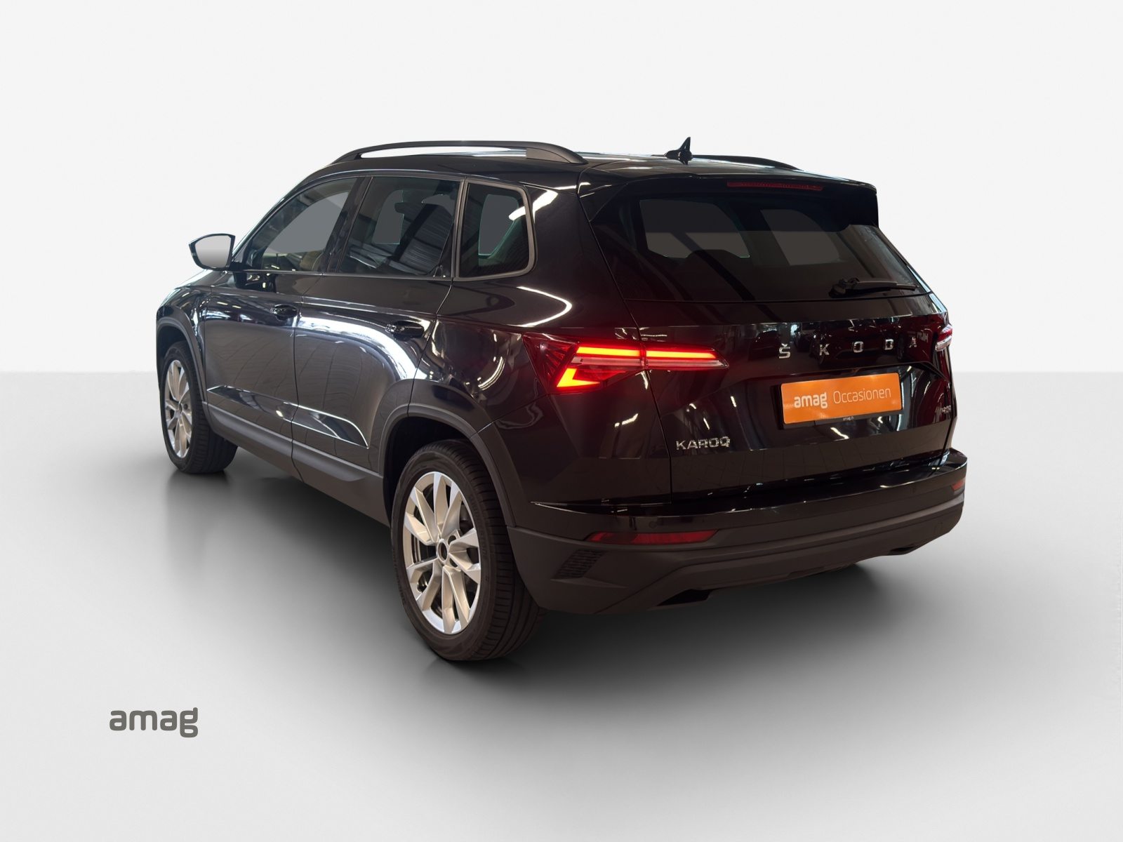 SKODA Karoq Style, Diesel, Occasion / Gebraucht, Automatik - 3