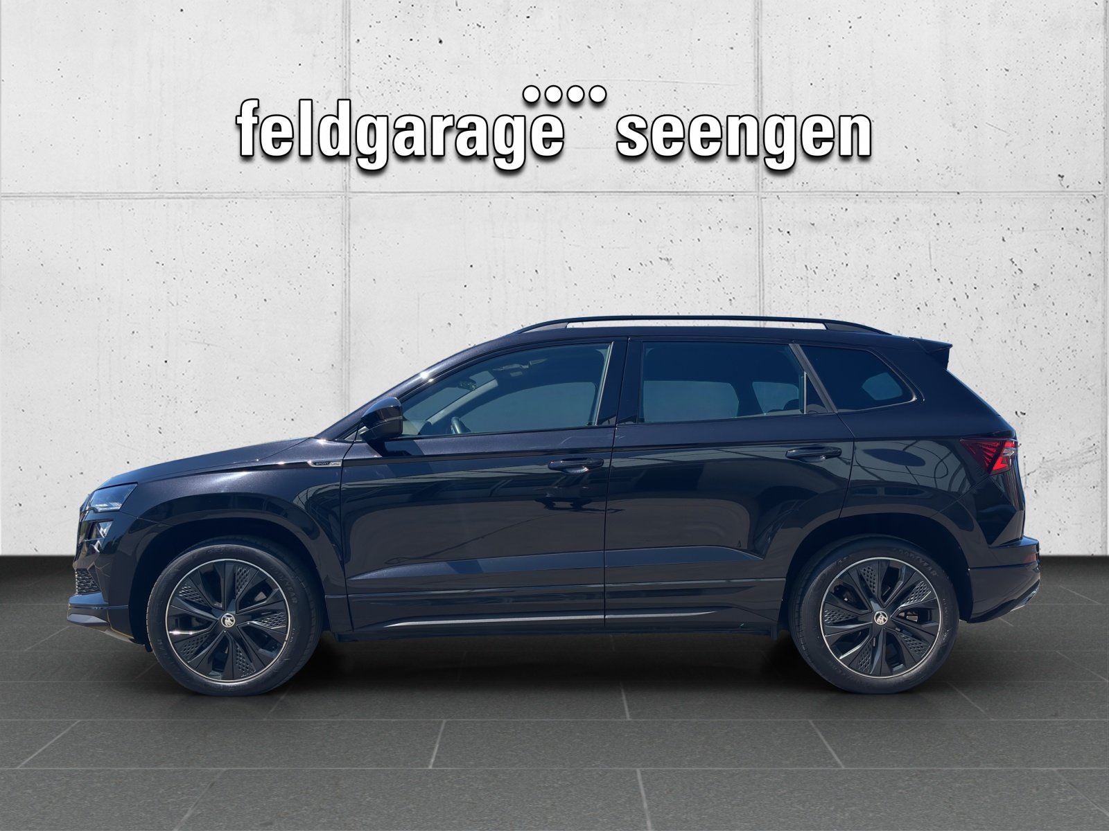 SKODA Karoq 1.5 TSI SportLine DSG mit AHK Rückfahrkamera, Benzin, Occasion / Gebraucht, Automatik - 2