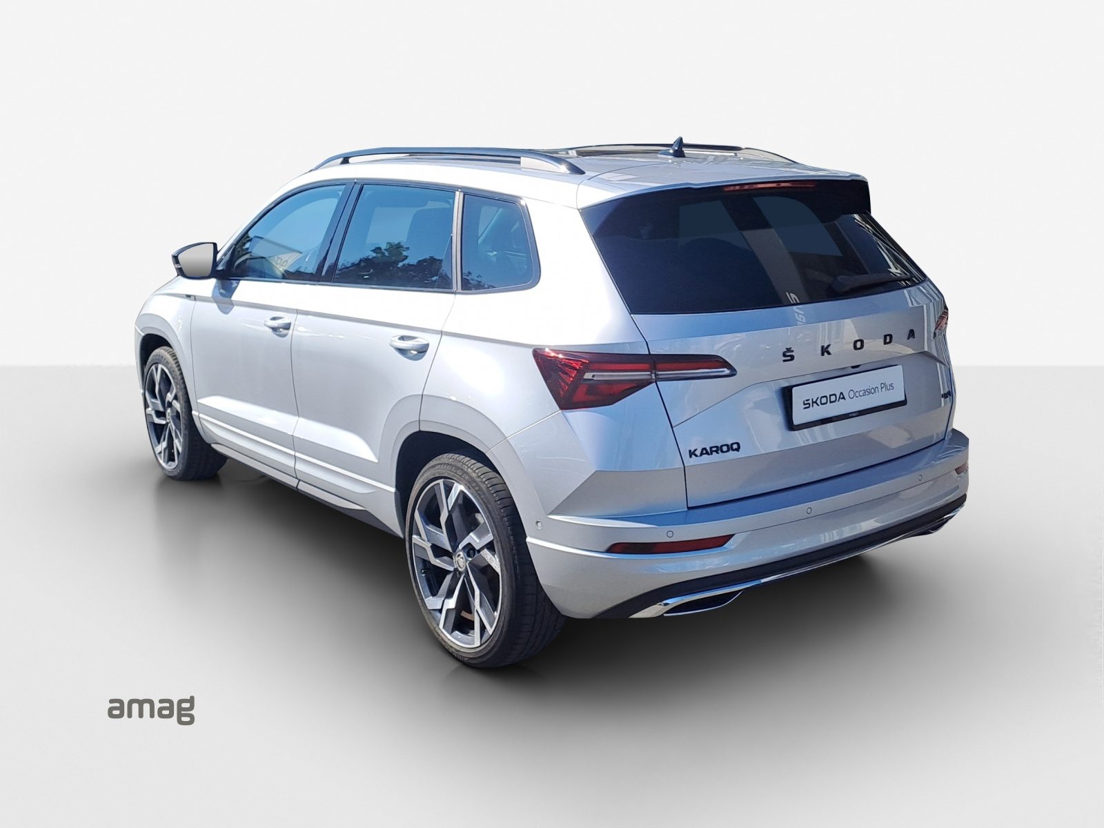 SKODA Karoq SportLine, Benzin, Occasion / Gebraucht, Automatik - 3