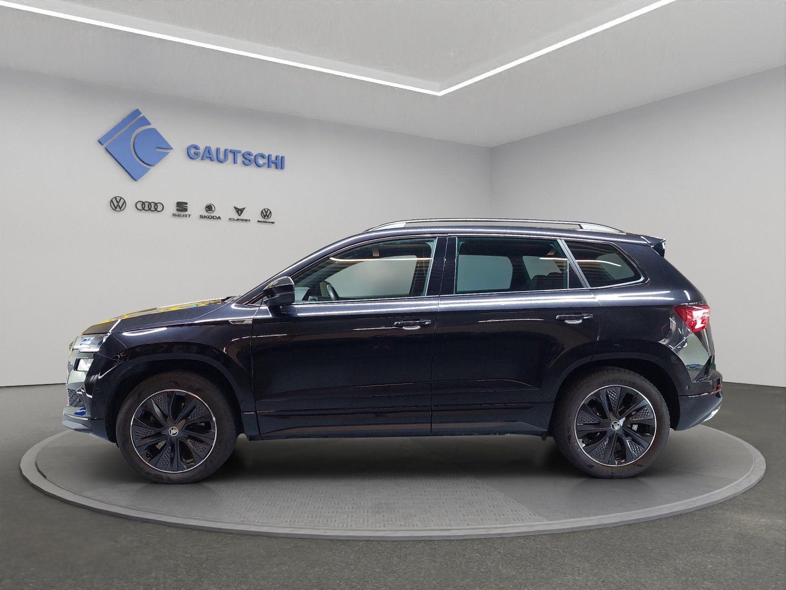 SKODA Karoq 2.0 TSI SportLine 4x4 DSG, Benzin, Occasion / Gebraucht, Automatik - 2