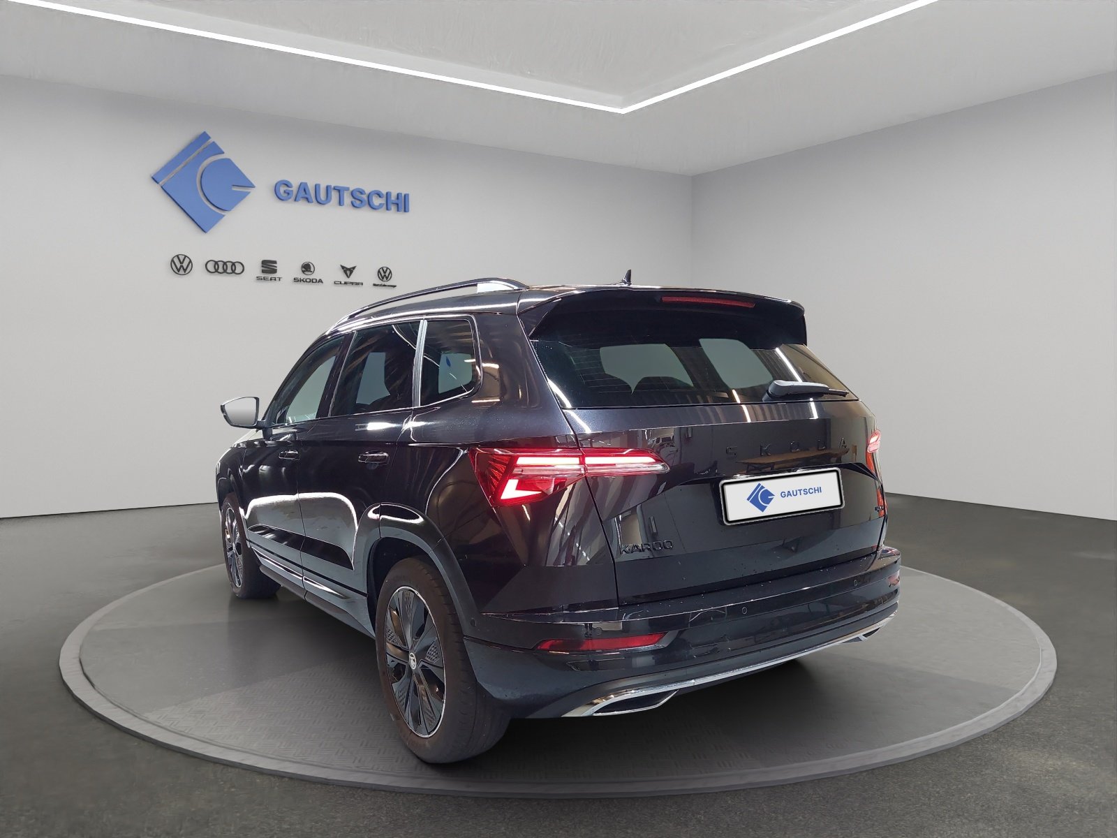 SKODA Karoq 2.0 TSI SportLine 4x4 DSG, Benzin, Occasion / Gebraucht, Automatik - 3