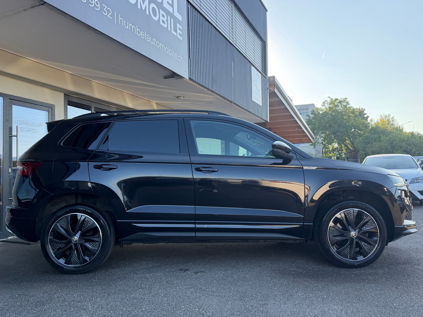SKODA Karoq 1.5 TSI SportLine DSG, Benzin, Occasion / Gebraucht, Automatik - 5