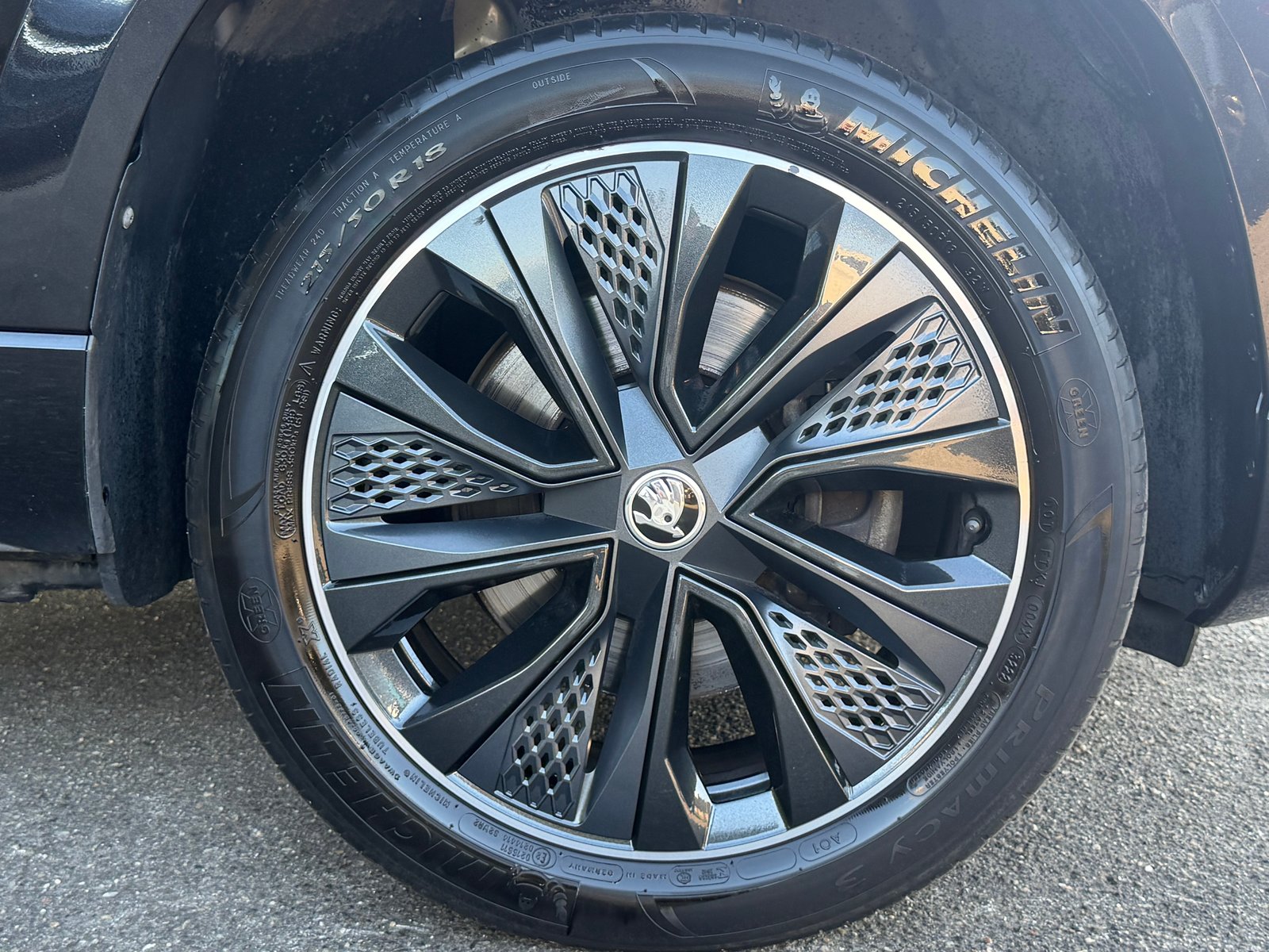 SKODA Karoq 1.5 TSI SportLine DSG, Benzin, Occasion / Gebraucht, Automatik - 6