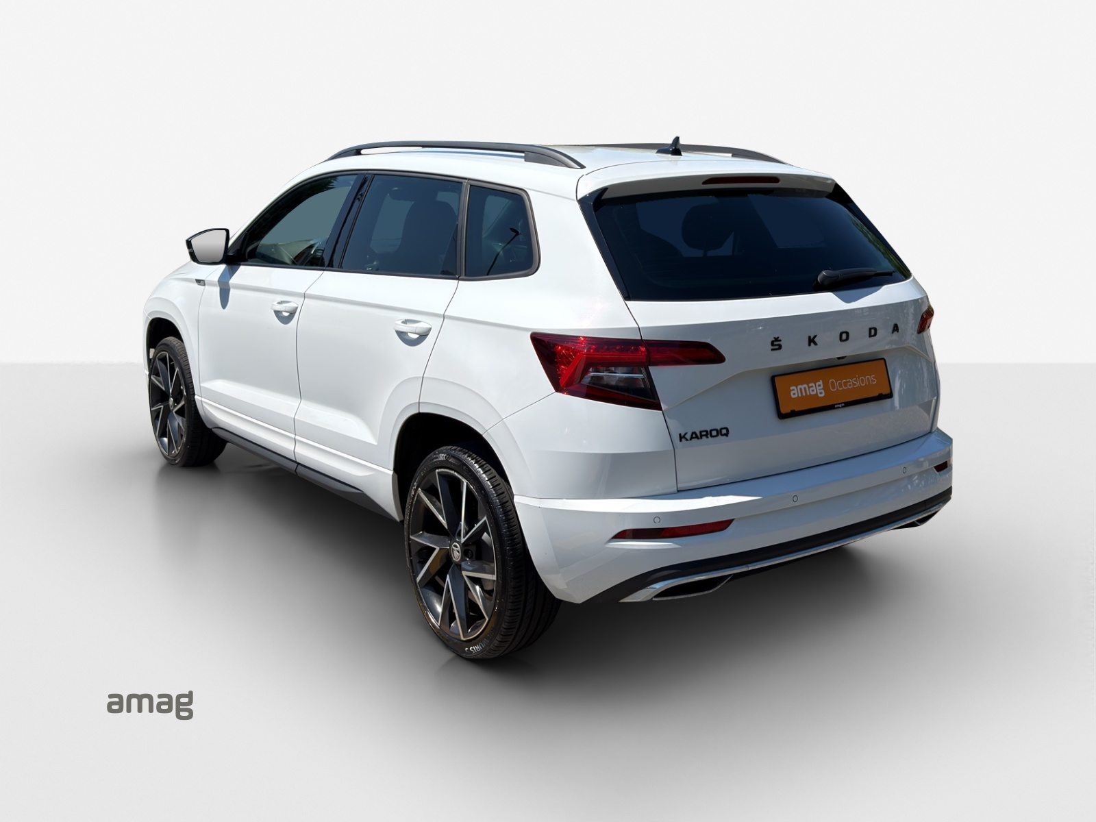 SKODA KAROQ SportLine, Benzin, Occasion / Gebraucht, Automatik - 3