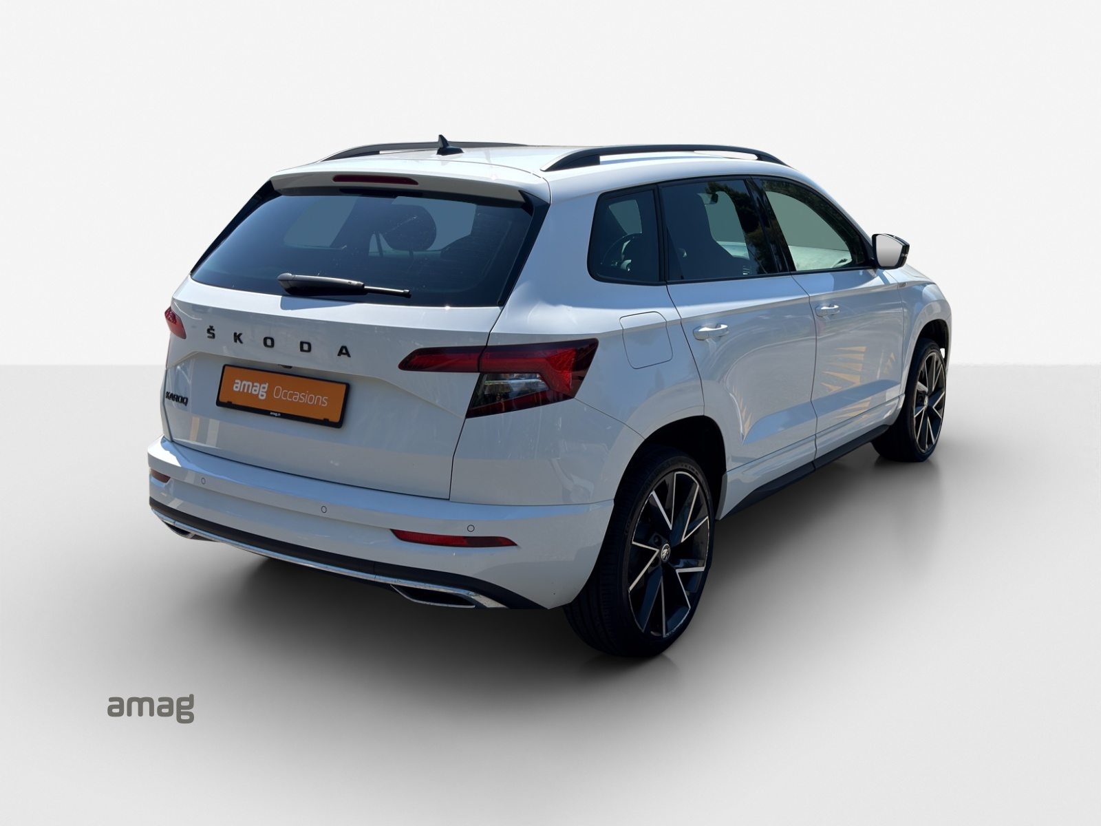 SKODA KAROQ SportLine, Benzin, Occasion / Gebraucht, Automatik - 5