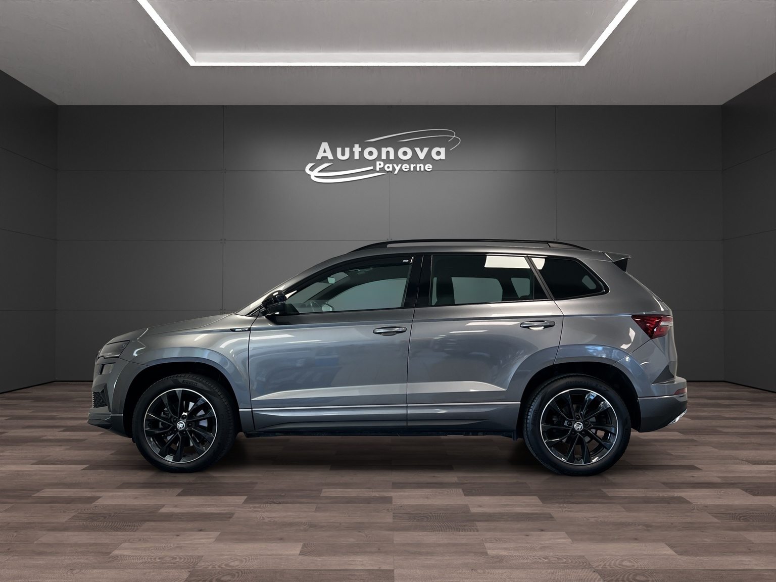 SKODA Karoq Sportline, Benzin, Occasion / Gebraucht, Automatik - 3