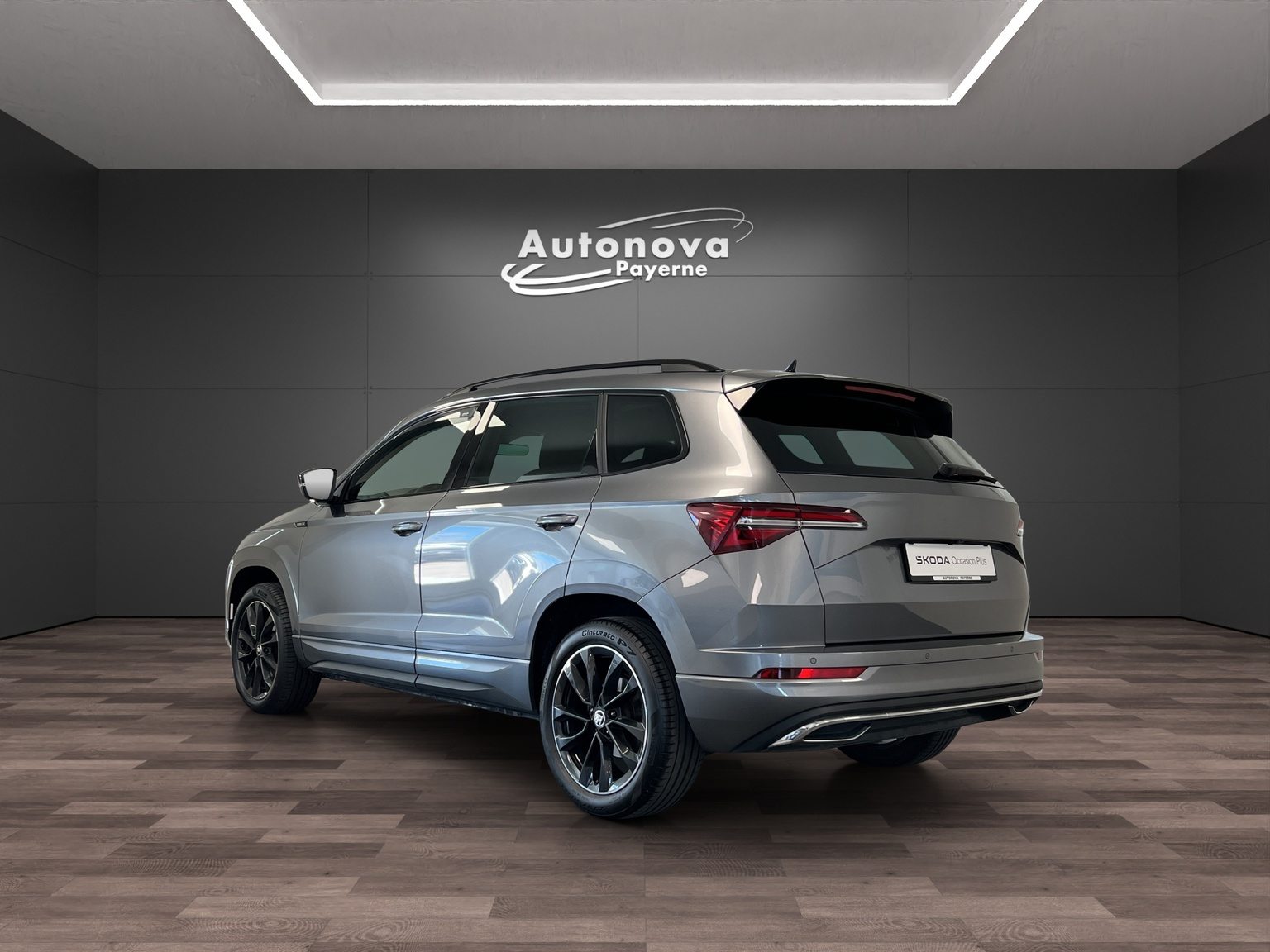 SKODA Karoq Sportline, Benzin, Occasion / Gebraucht, Automatik - 4