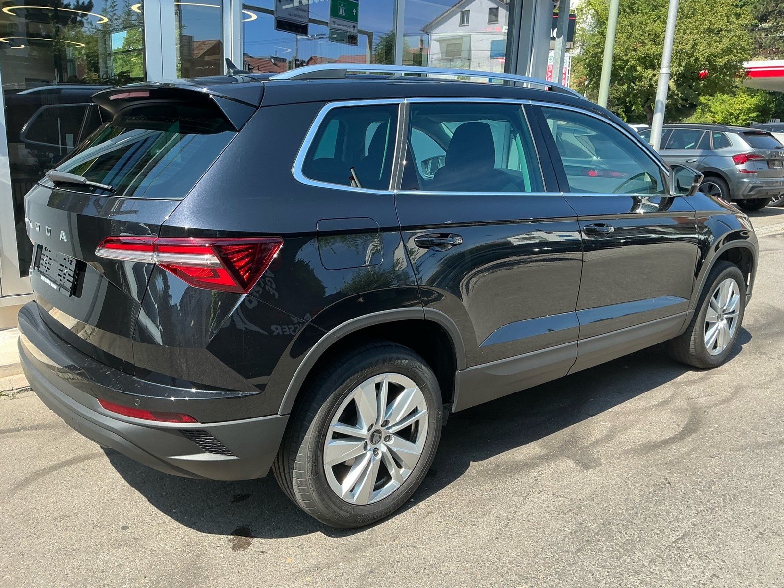 SKODA Karoq Selection *** ACC RÜCKFAHRKAMERA ***, Benzin, Occasion / Gebraucht, Automatik - 4