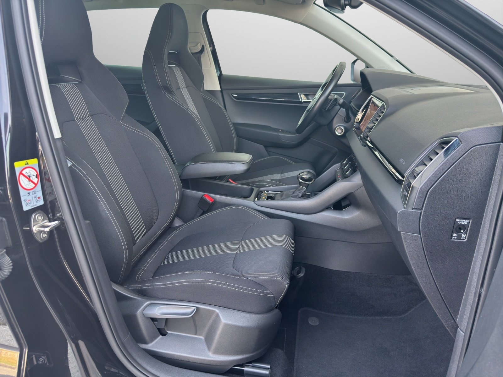 SKODA Karoq 1.5 TSI Style DSG, Benzin, Occasion / Gebraucht, Automatik - 7