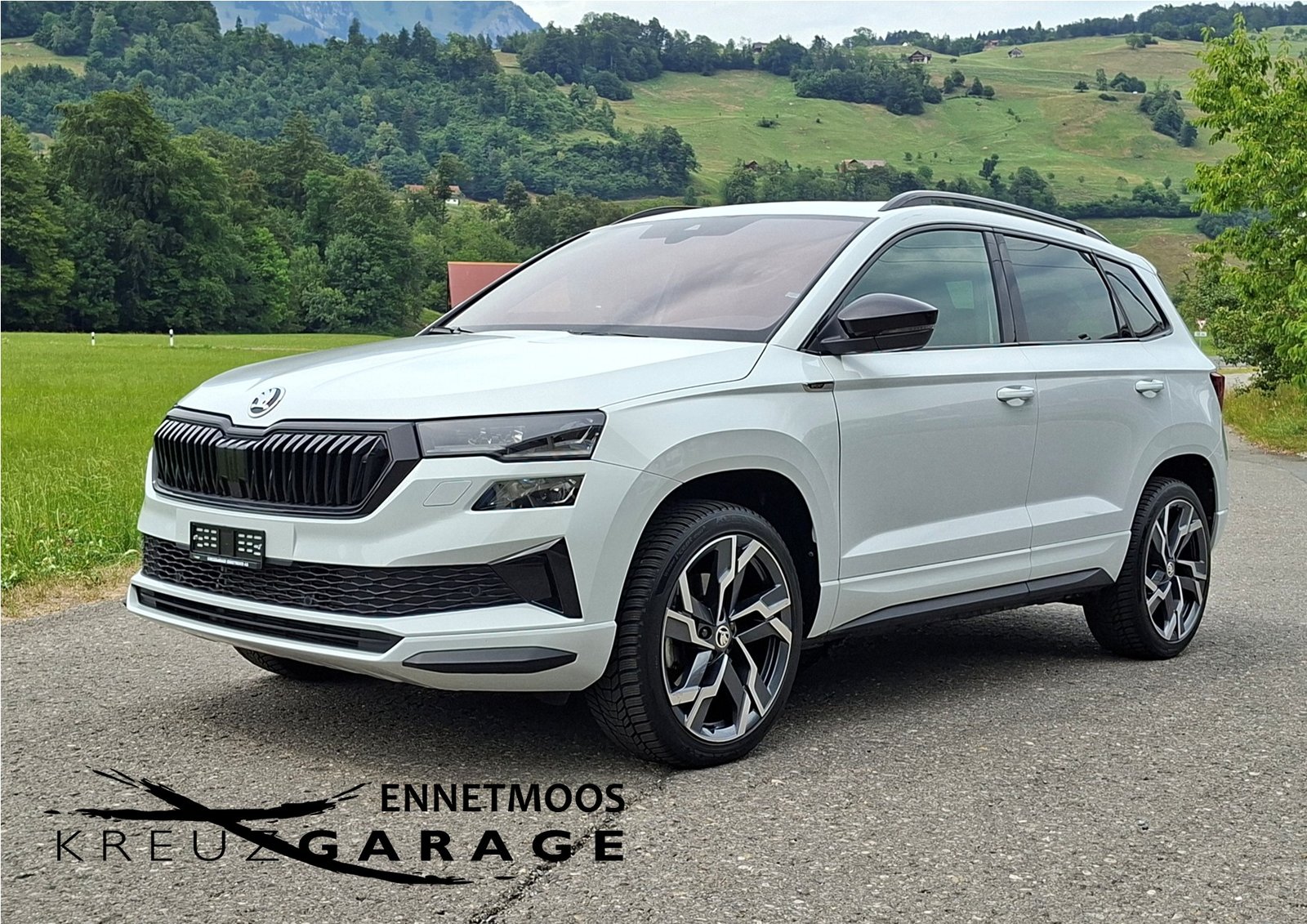SKODA Karoq 2.0 TSI SportLine 4x4 DSG *Anhängerkupplung+Pan