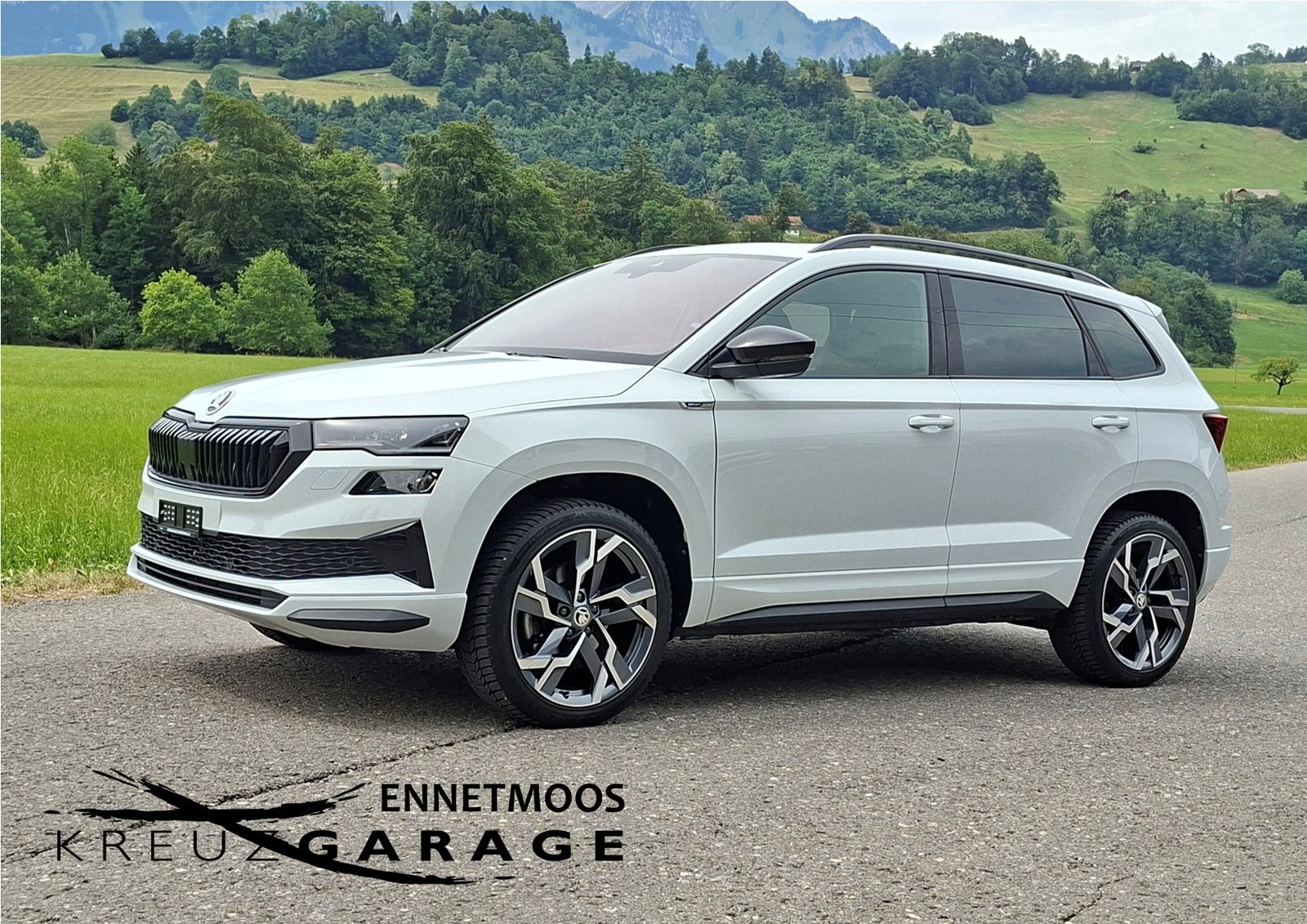 SKODA Karoq 2.0 TSI SportLine 4x4 DSG *Anhängerkupplung+Pan, Benzin, Occasion / Gebraucht, Automatik - 2