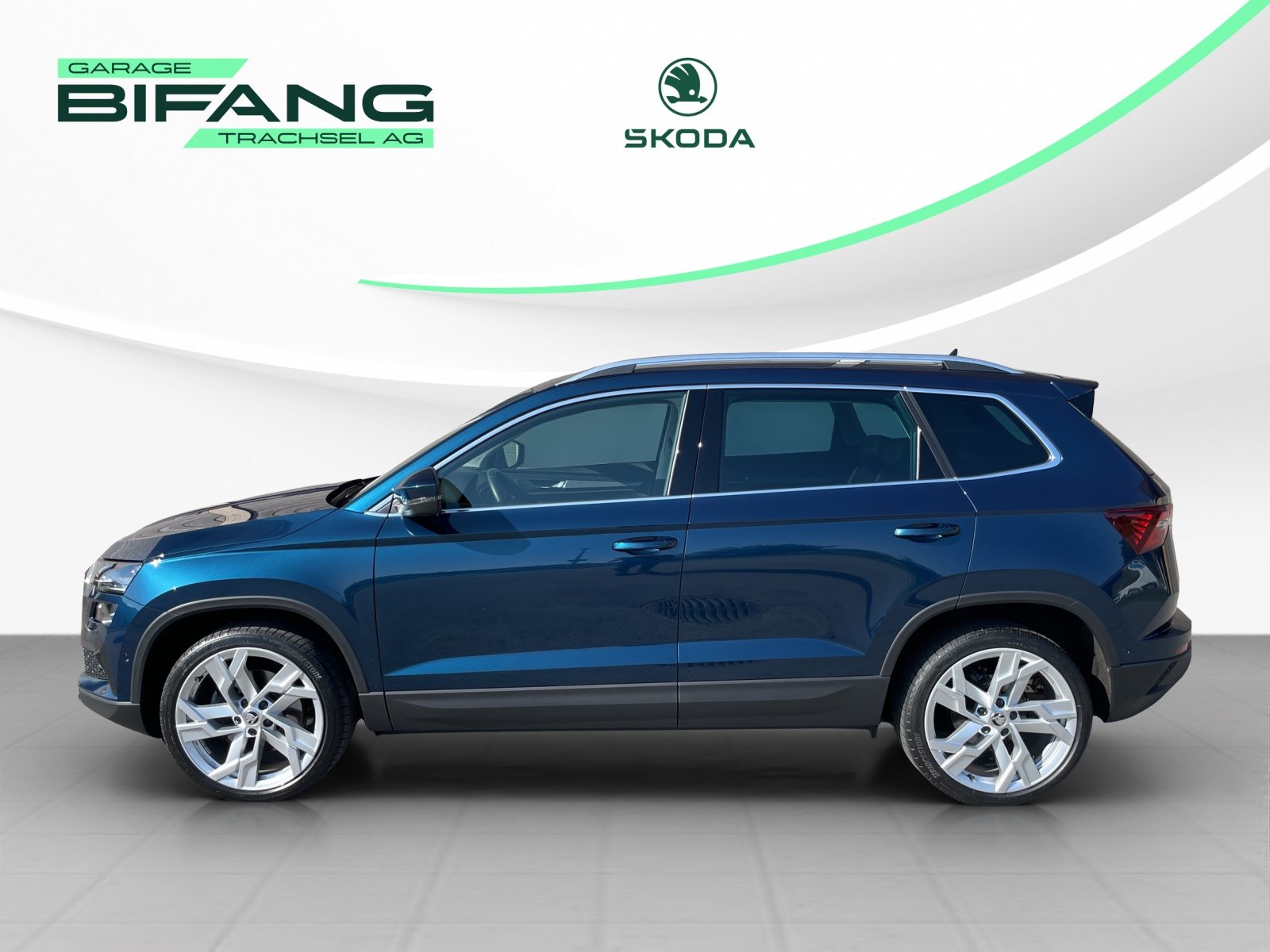 SKODA Karoq Style, Petrol, Second hand / Used, Automatic - 3