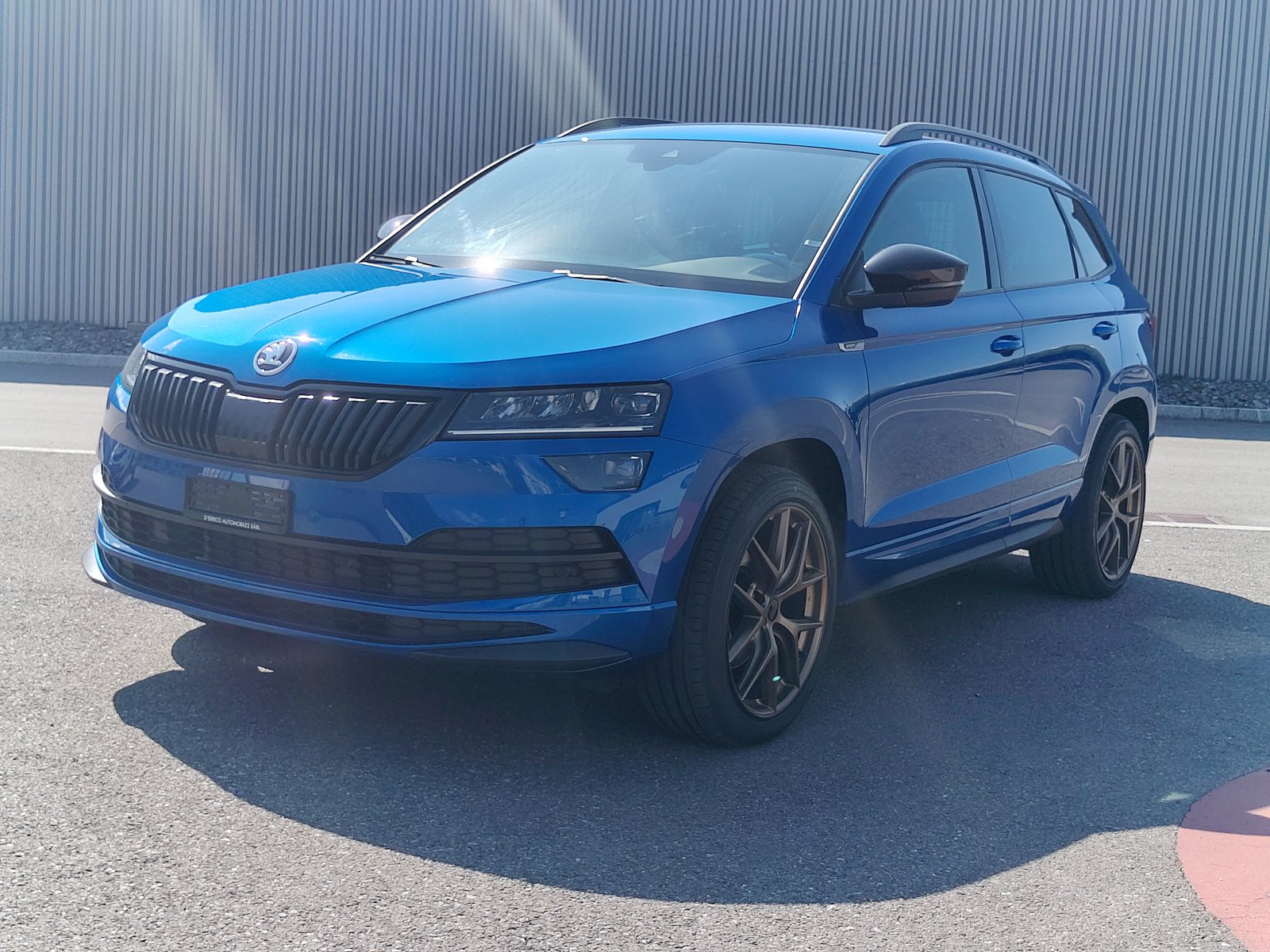 SKODA Karoq 2.0 TSI SportLine 4x4 DSG, Benzin, Occasion / Gebraucht, Automatik - 2