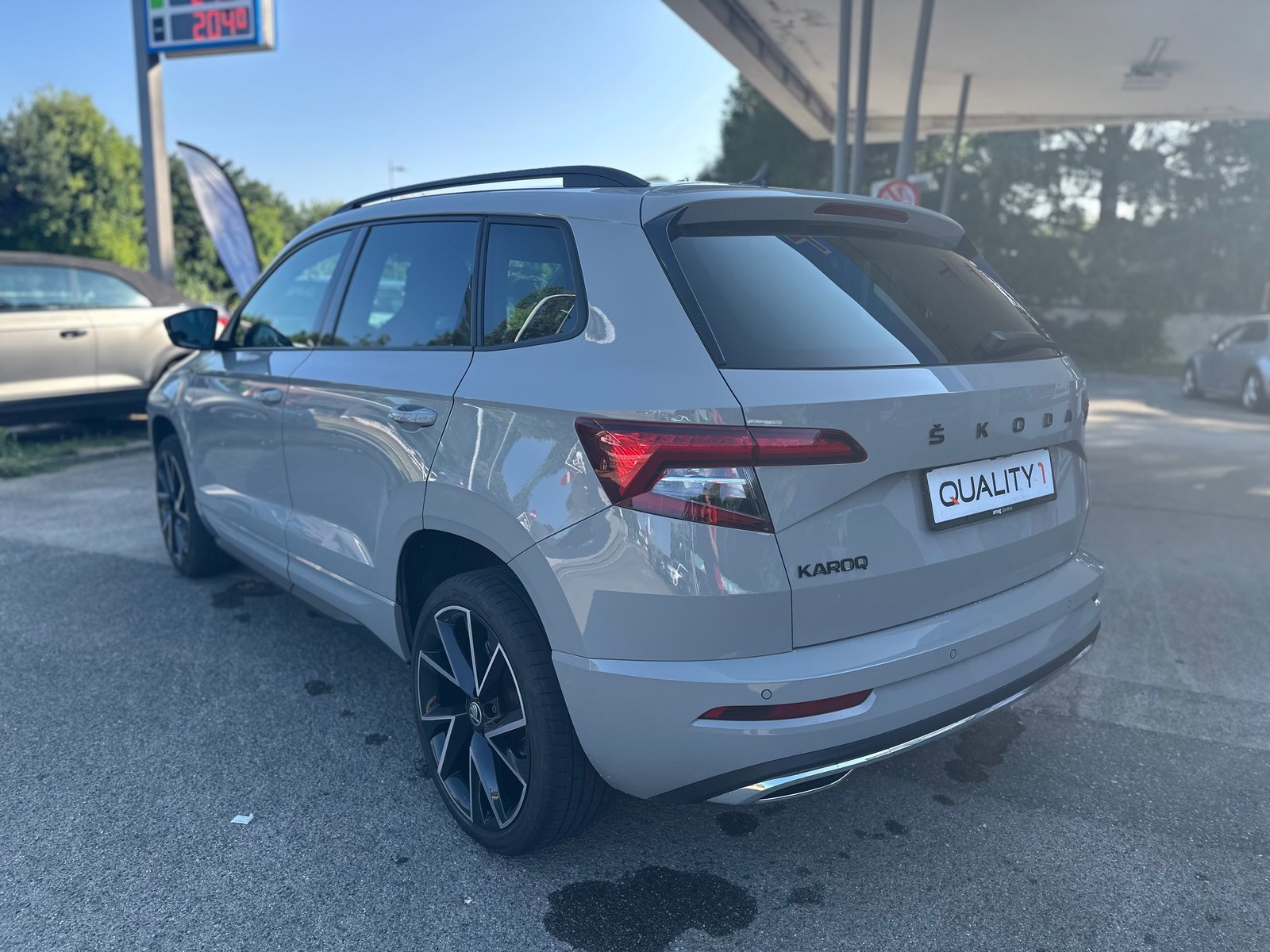 SKODA Karoq 1.5 TSI ACT SportLine DSG, Benzin, Occasion / Gebraucht, Automatik - 4