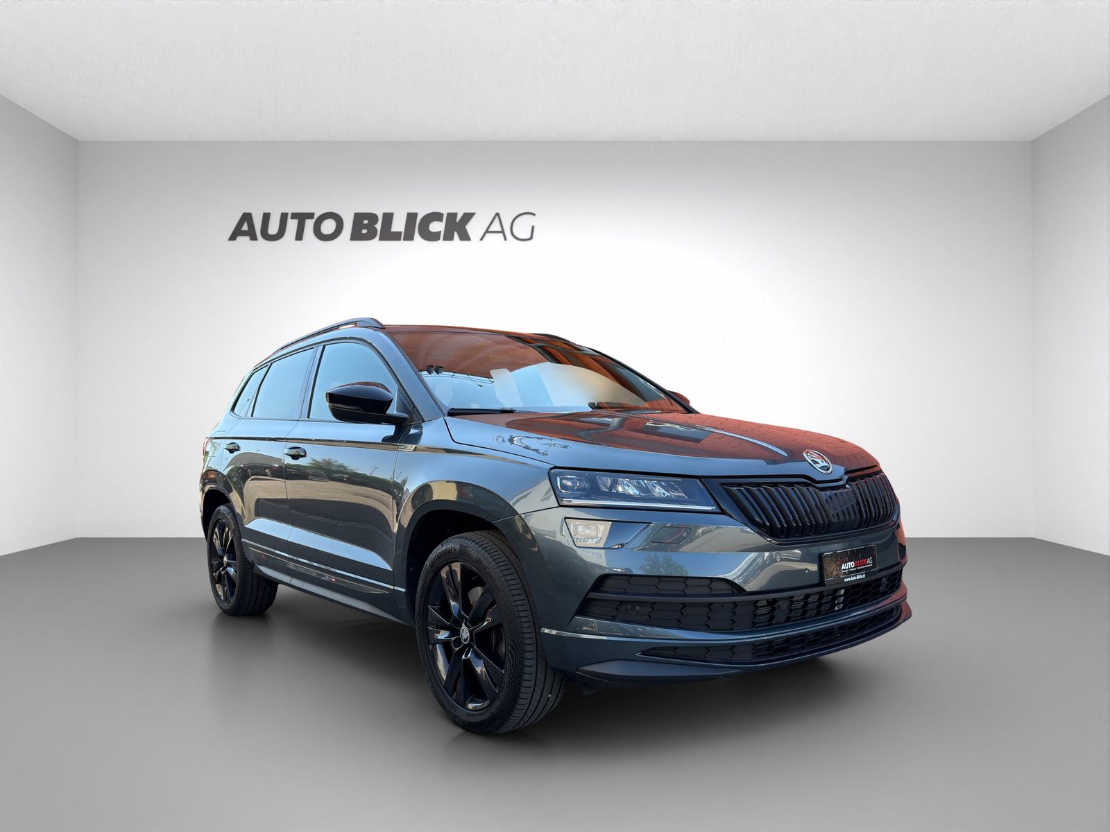 SKODA Karoq 2.0 TSI SportLine 4x4 DSG, Benzin, Occasion / Gebraucht, Automatik - 2