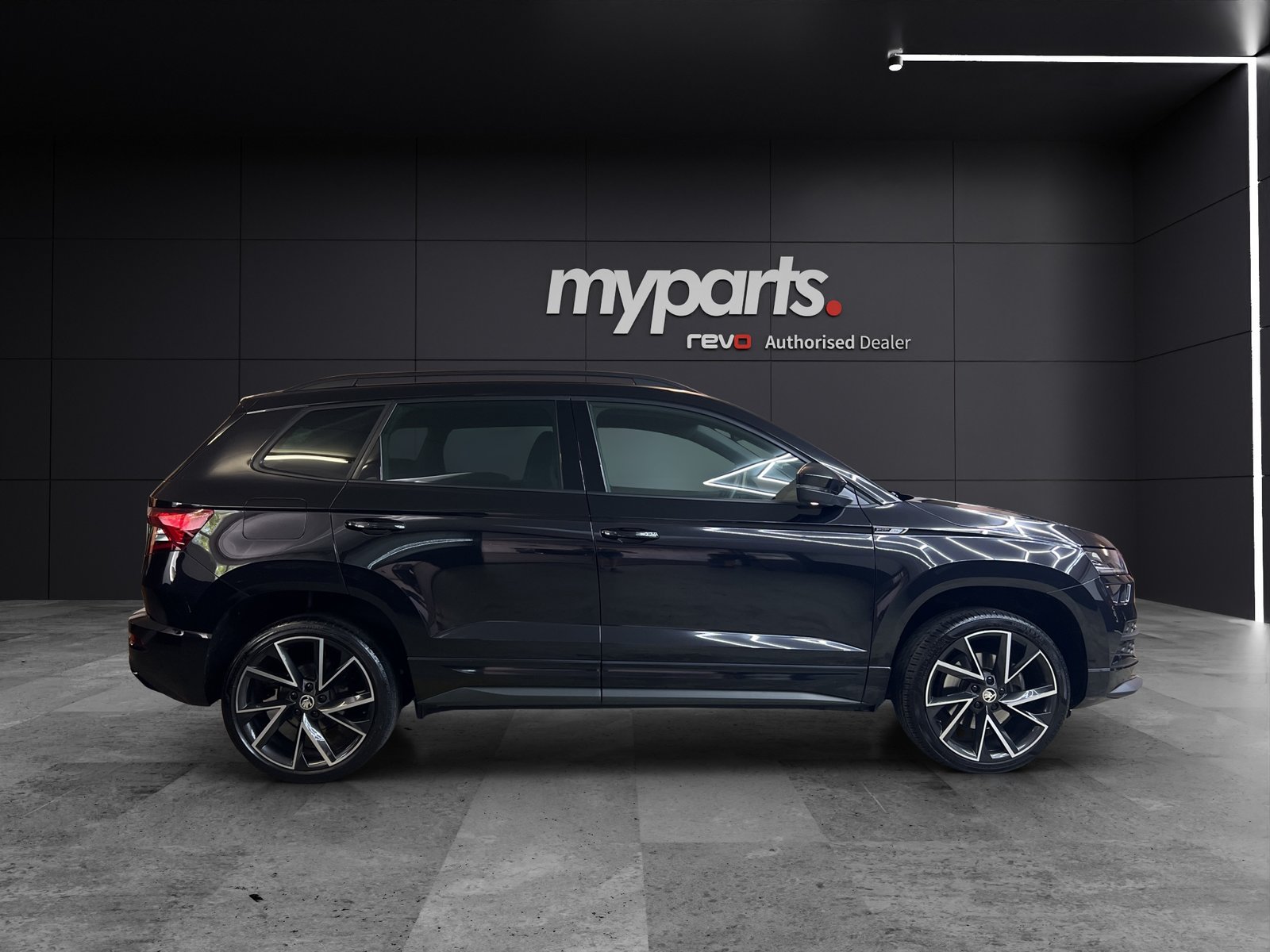 SKODA Karoq 1.5 TSI ACT SportLine DSG, Benzina, Occasioni / Usate, Automatico - 4