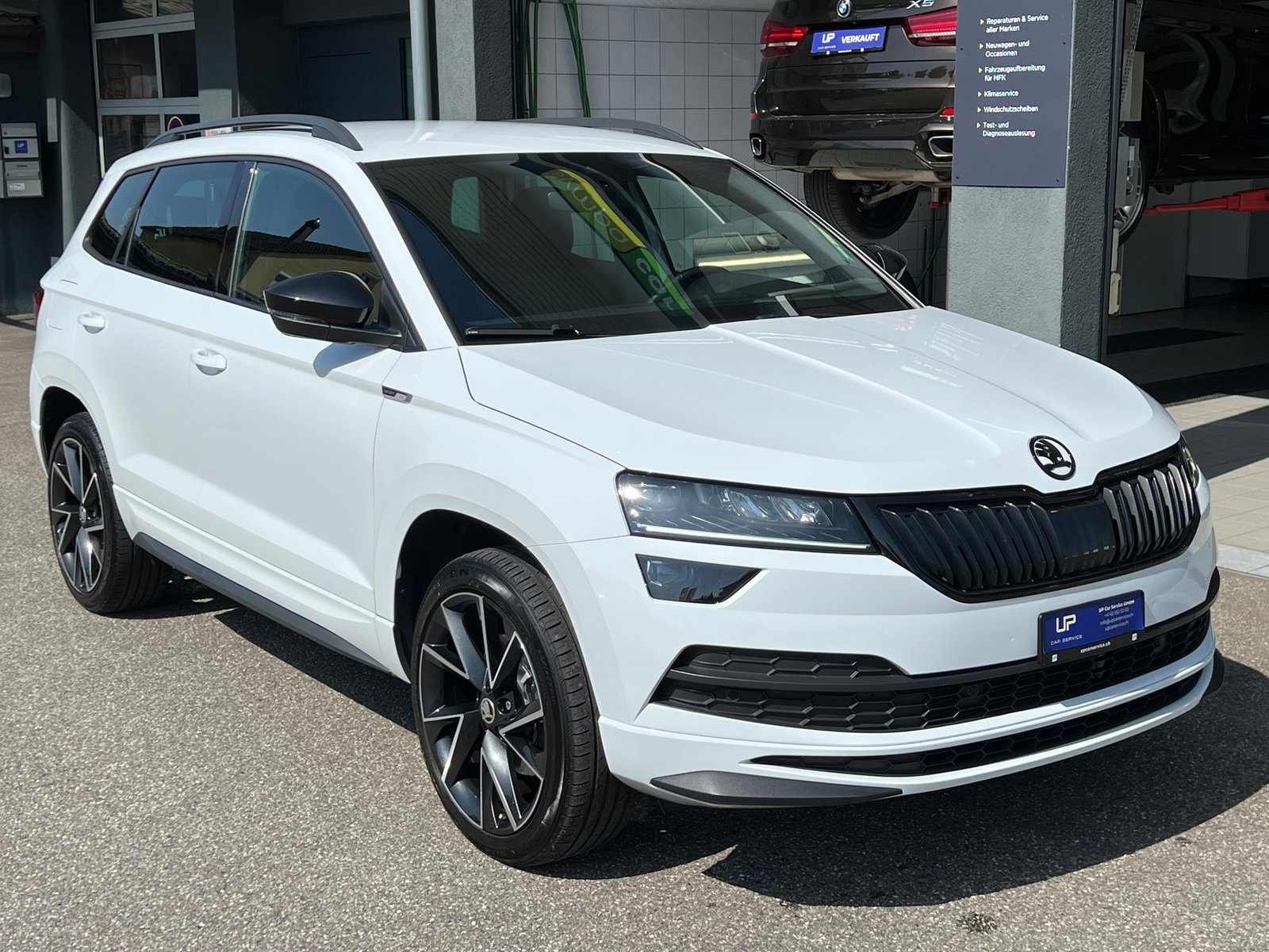 SKODA Karoq 2.0 TSI SportLine DSG 4x4 * AHK 1.9 T *, Benzin, Occasion / Gebraucht, Automatik - 3