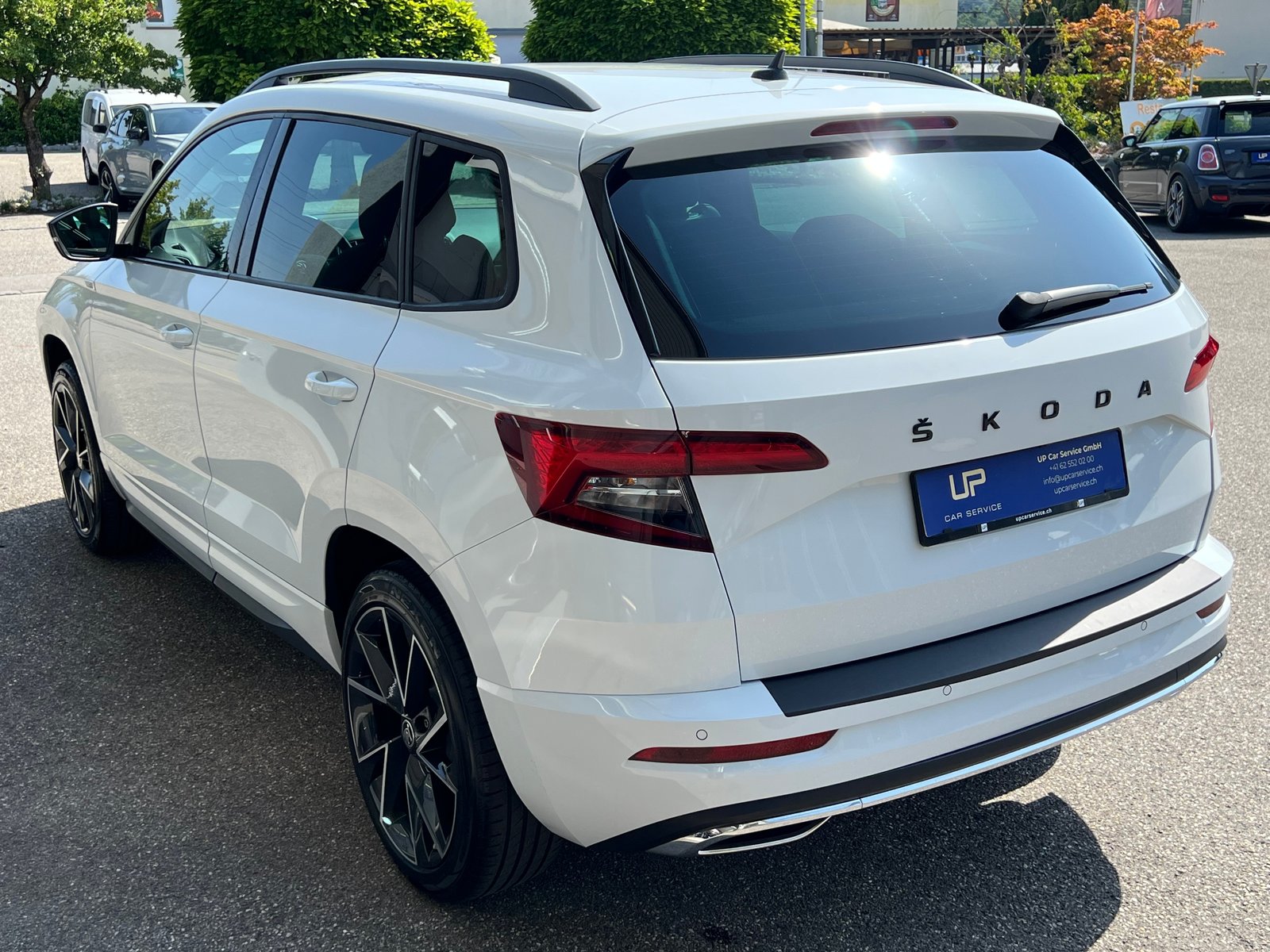 SKODA Karoq 2.0 TSI SportLine DSG 4x4 * AHK 1.9 T *, Benzin, Occasion / Gebraucht, Automatik - 7