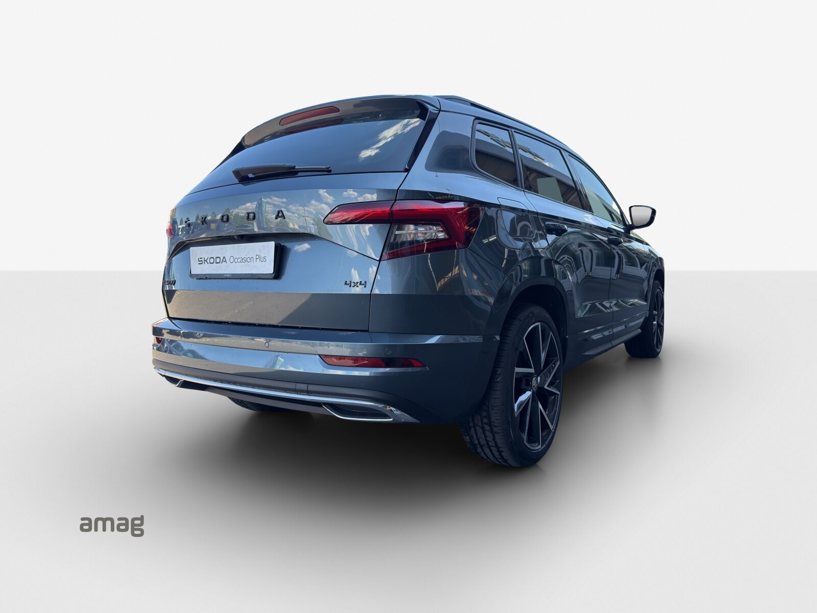 SKODA KAROQ SportLine, Benzin, Occasion / Gebraucht, Automatik - 5