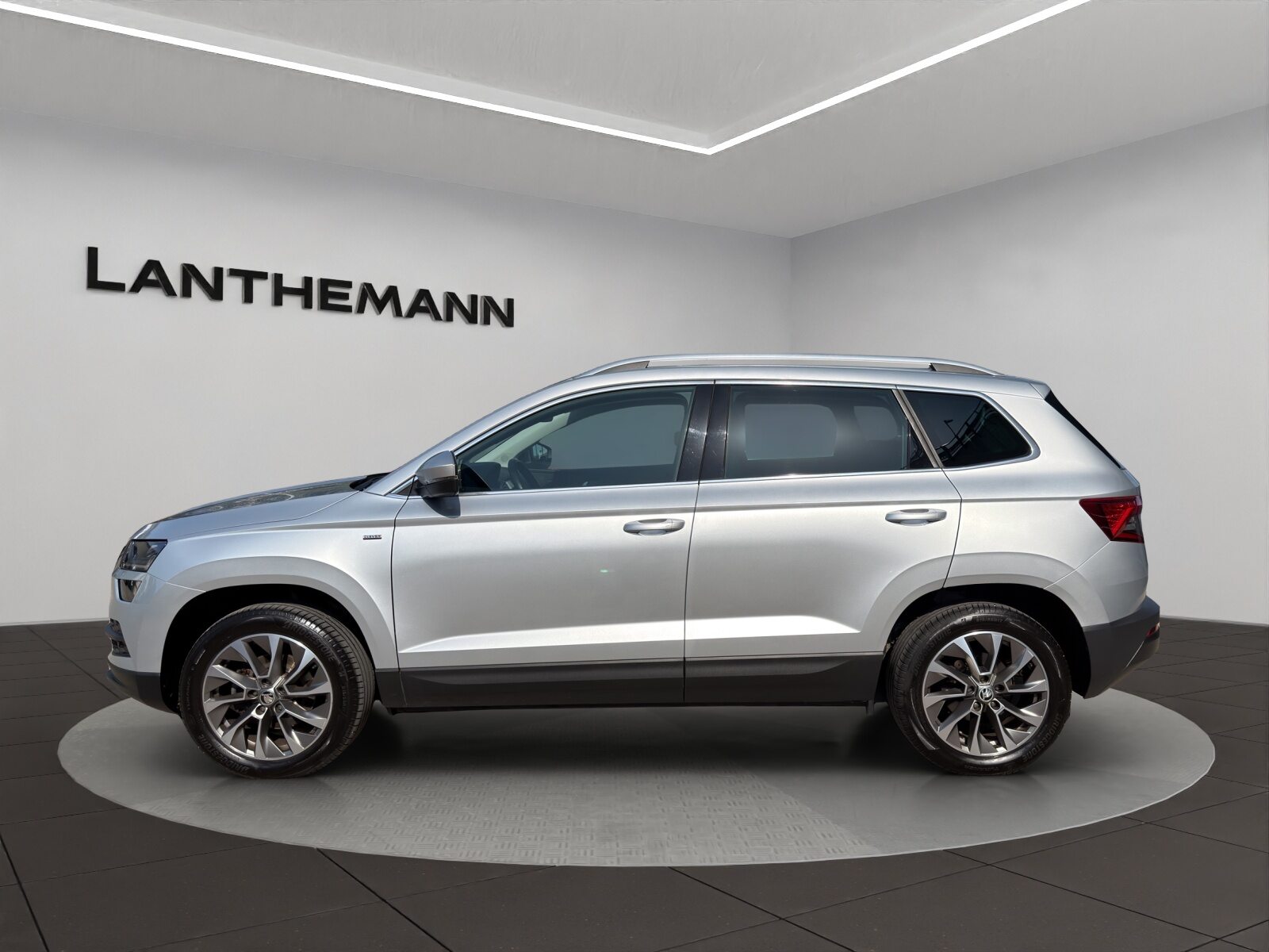 SKODA KAROQ «Clever» (Netto), Benzin, Occasion / Gebraucht, Automatik - 2